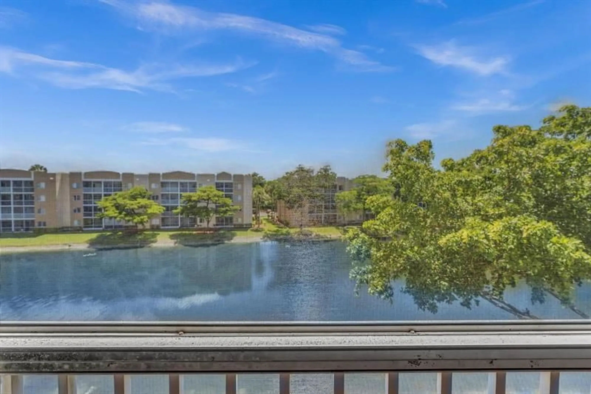 Property Slideshow image 32 of 72 | 9560 weldon cir apt j413, Fort Lauderdale, FL, 33321