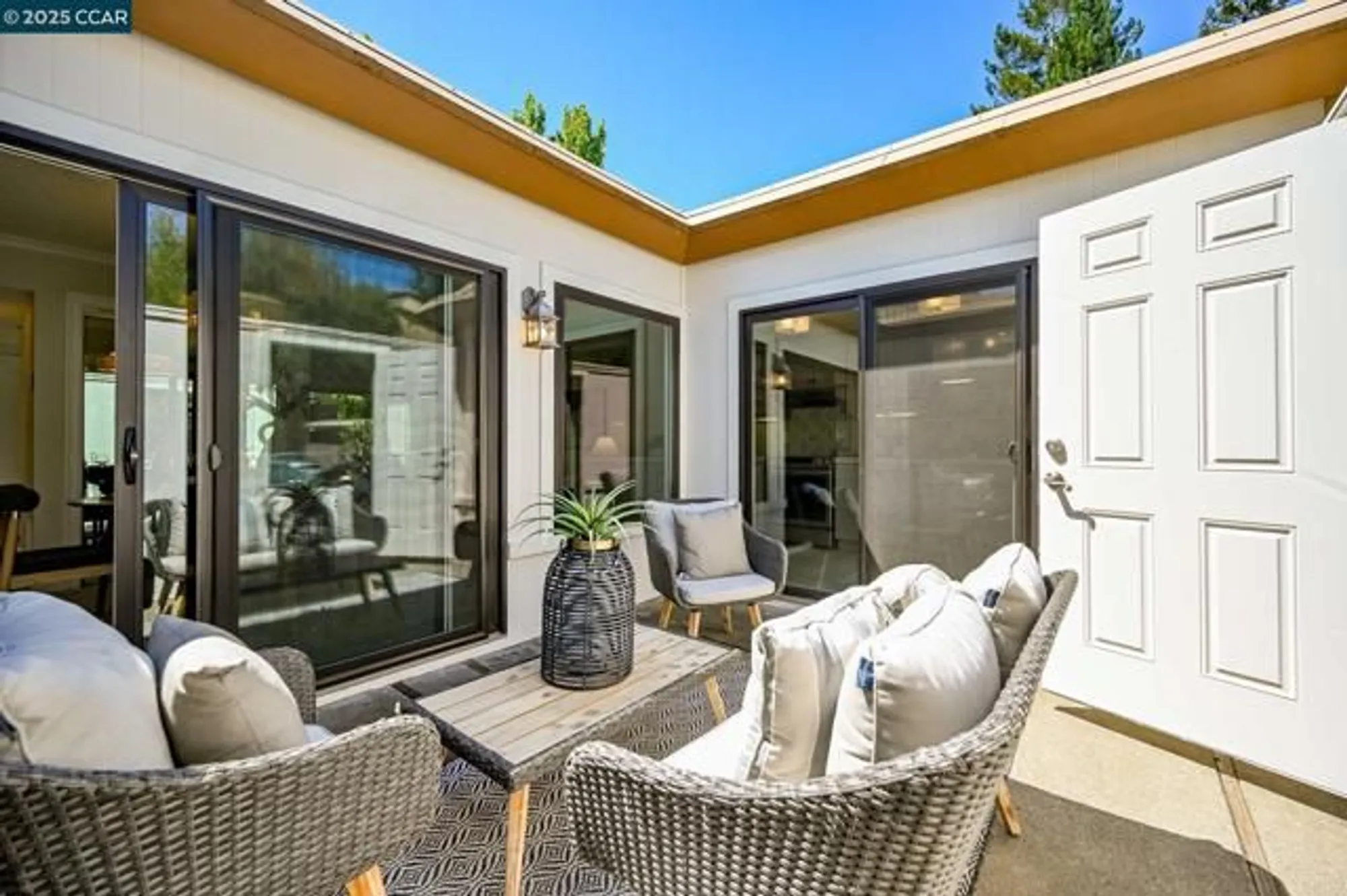 Property Slideshow image 17 of 36 | 2016 golden rain rd 3, Walnut Creek, CA, 94595