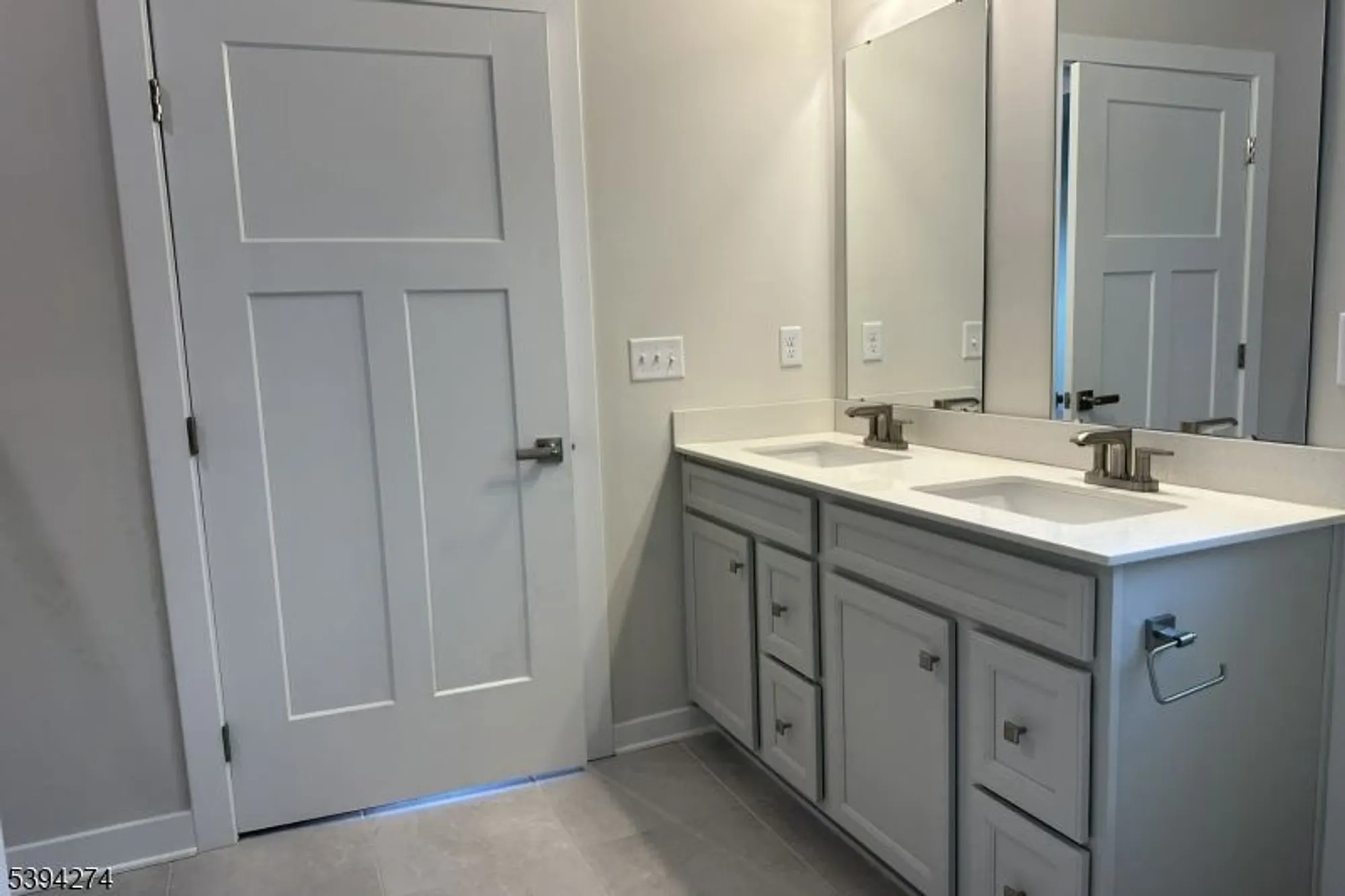 Property Slideshow image 7 of 10 | 60 redwood run, Port Murray, NJ, 07865