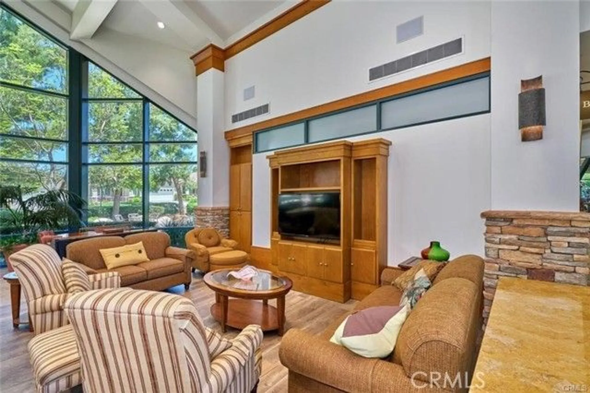 Property Slideshow image 19 of 21 | 1755 brittney rd, Beaumont, CA, 92223
