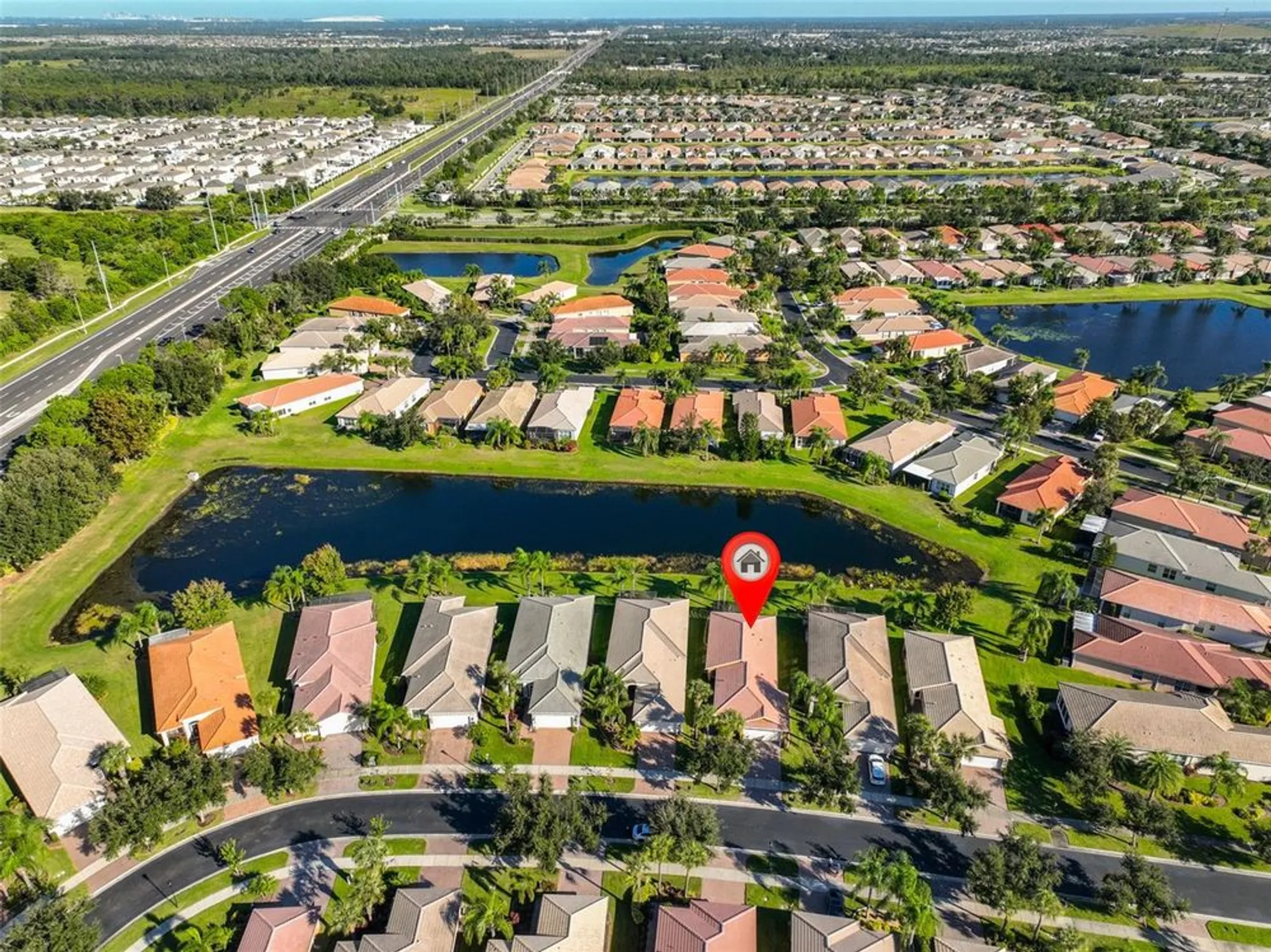 Property Slideshow image 43 of 67 | 15948 cobble mill dr, Wimauma, FL, 33598