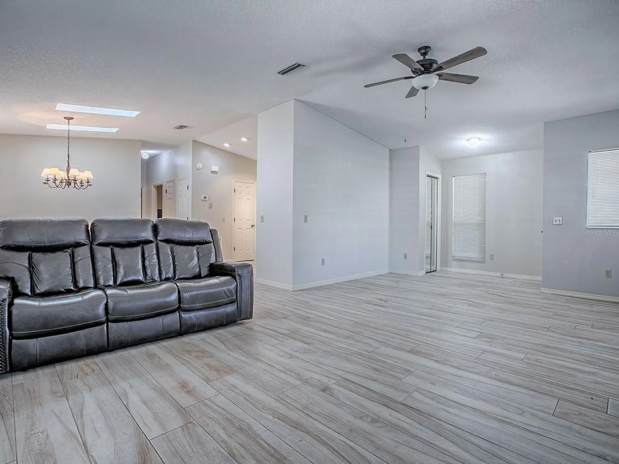 Property Slideshow image 11 of 44 | 1133 del toro dr, The Villages, FL, 32159