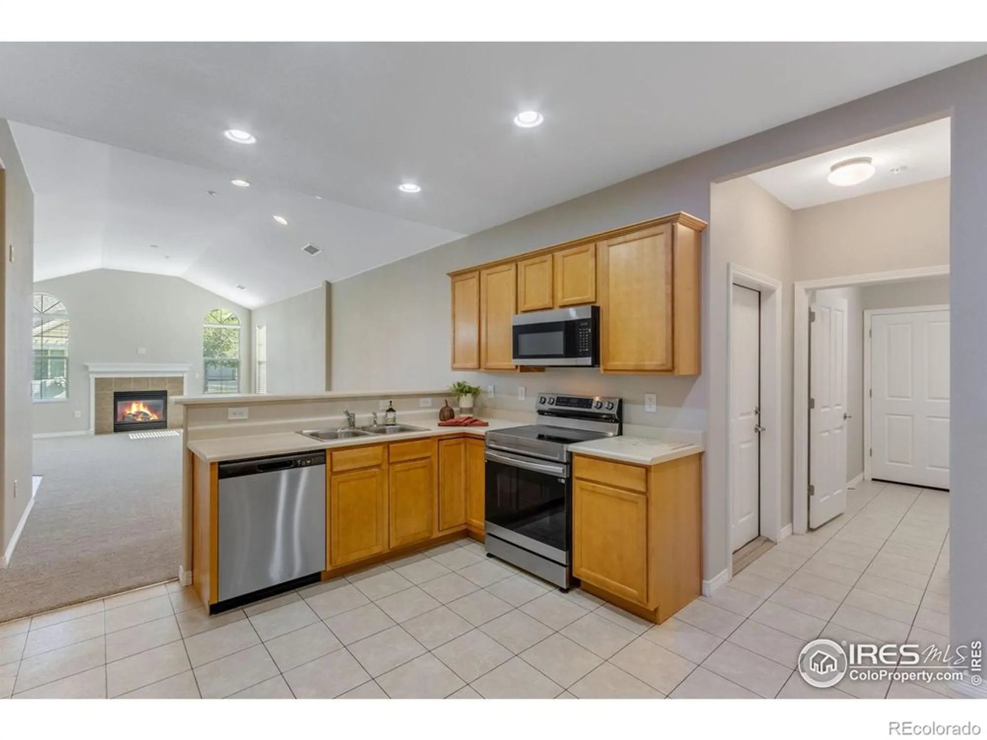 Property Slideshow image 5 of 20 | 2410 santa fe dr a, Longmont, CO, 80504