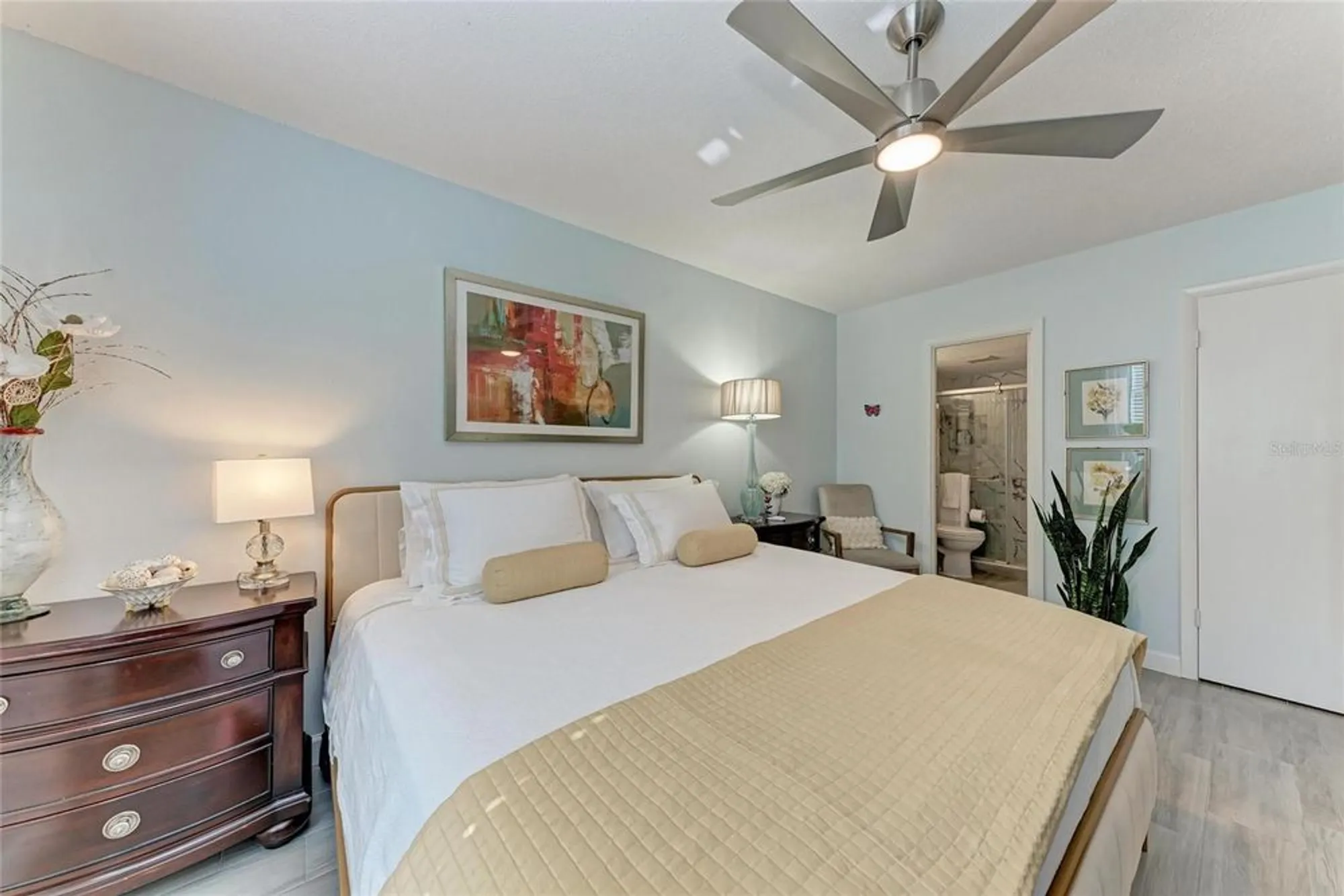 Property Slideshow image 17 of 41 | 4186 heron way # b-219, Bradenton, FL, 34205
