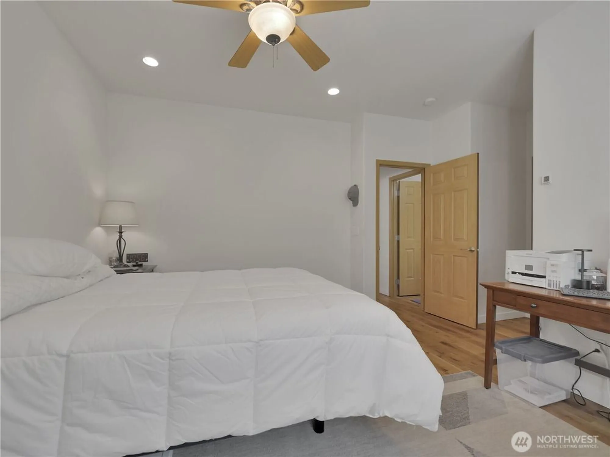 Property Slideshow image 22 of 37 | 8217 bainbridge loop, Lacey, WA, 98516