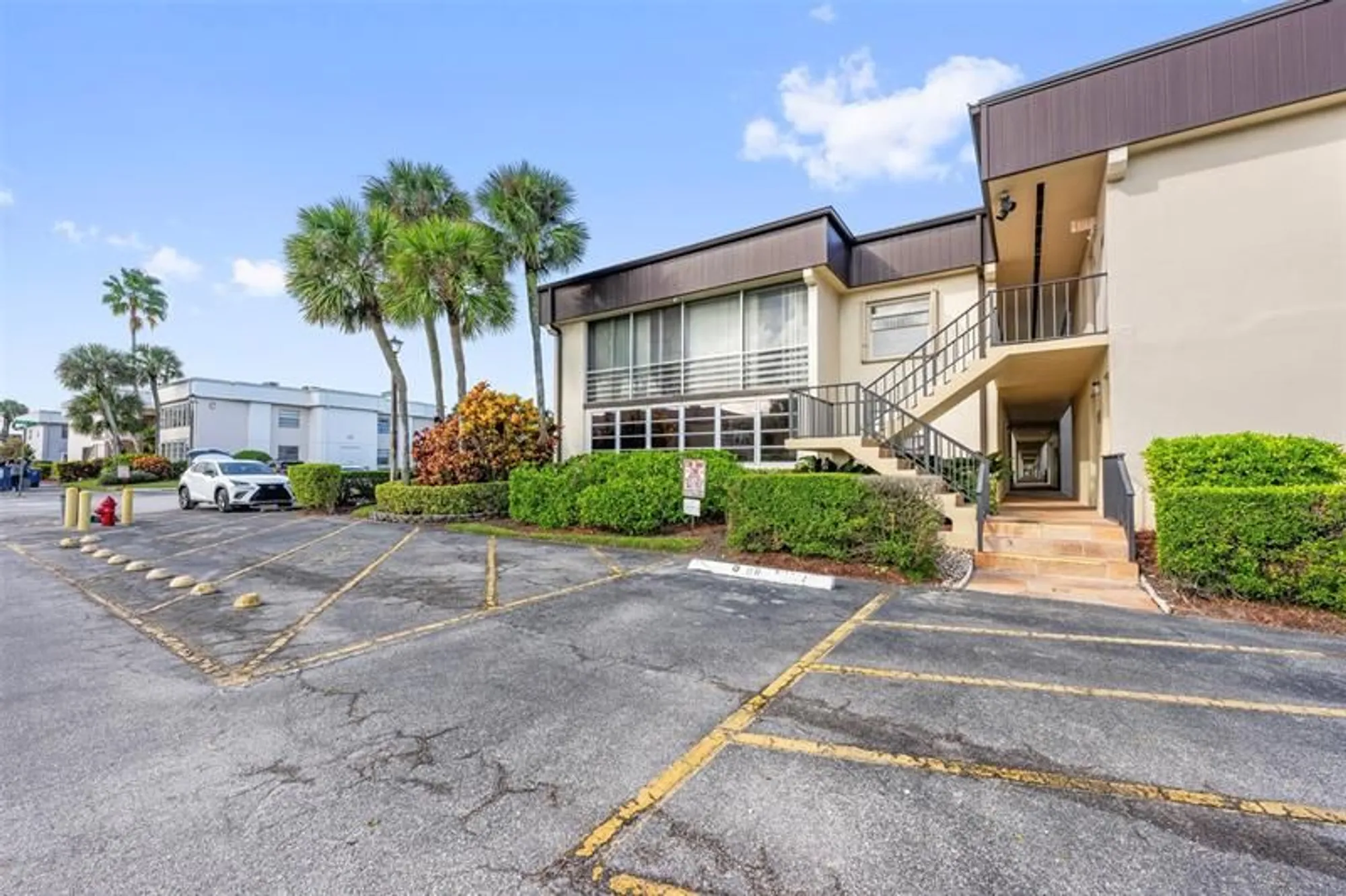 Property Slideshow image 10 of 10 | 94 capri b b, Delray Beach, FL, 33484