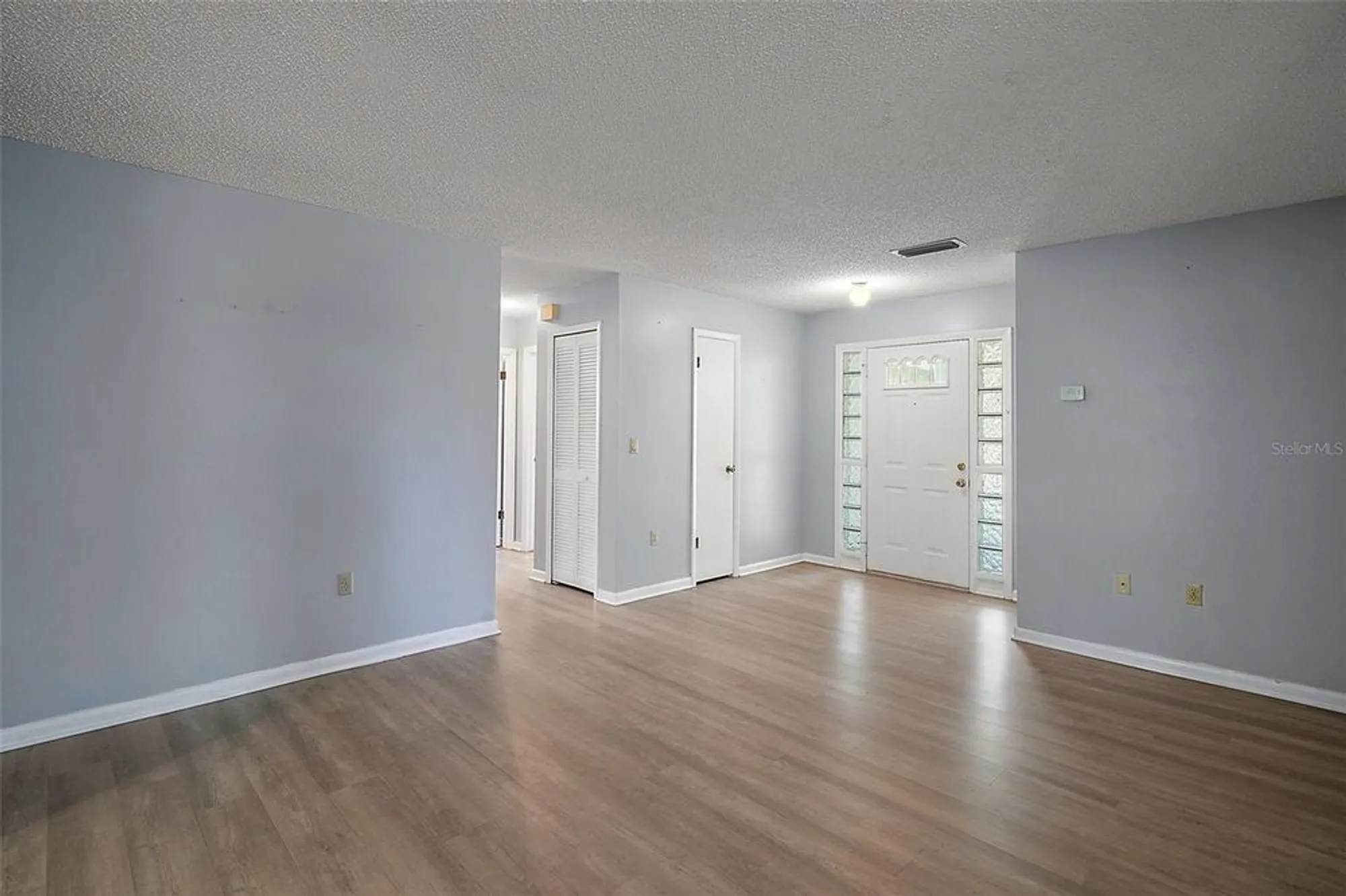 Property Slideshow image 14 of 41 | 5618 rosewall cir, Leesburg, FL, 34748