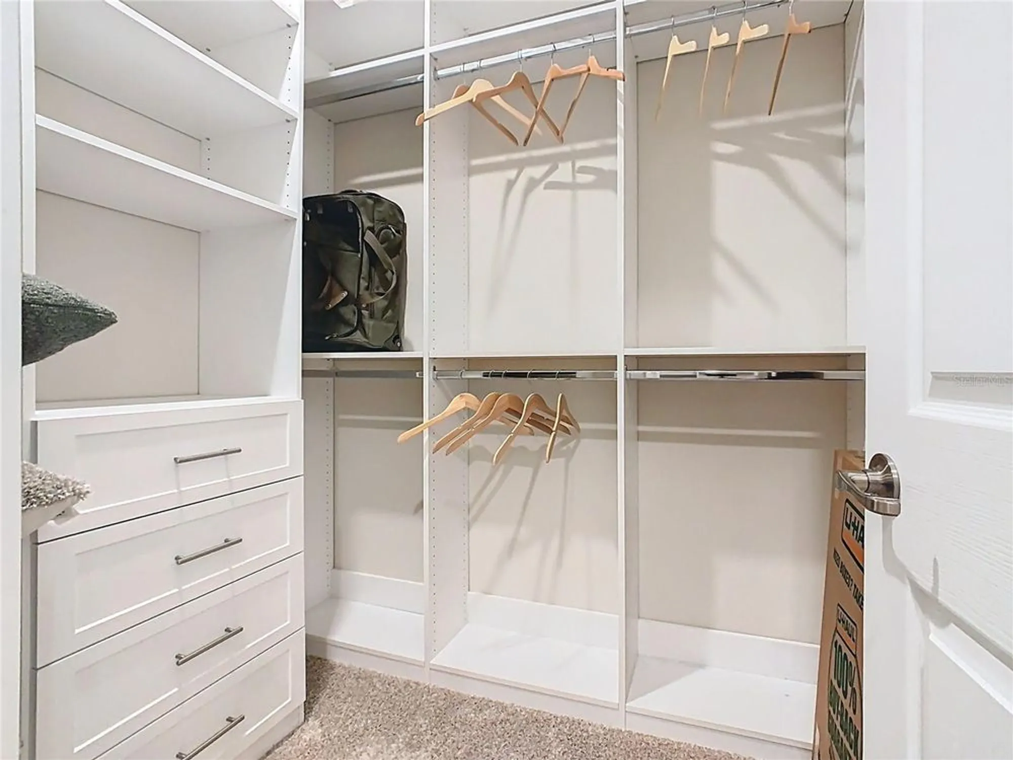 Property Slideshow image 35 of 67 | 418 treviso dr, Kissimmee, FL, 34759