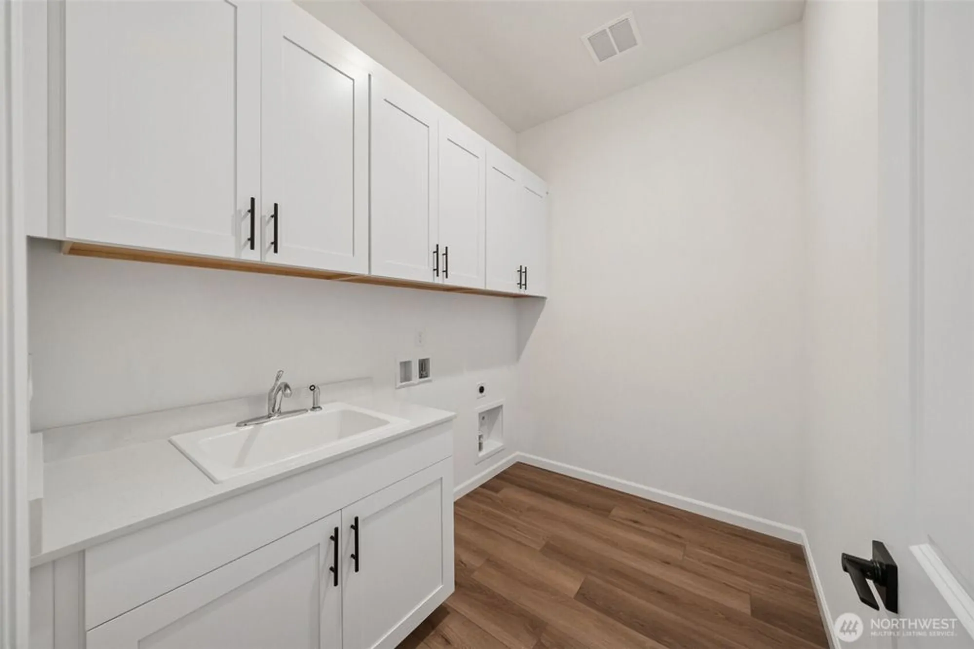 Property Slideshow image 4 of 16 | 60 mccartney peak # 67, Port Ludlow, WA, 98365