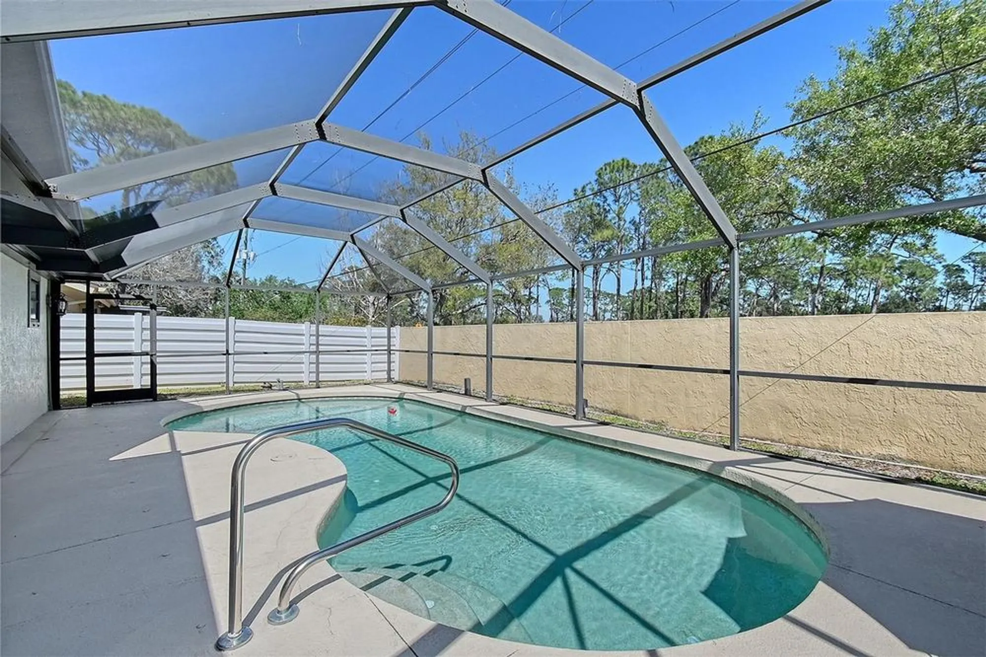 Property Slideshow image 37 of 60 | 7767 pine trace dr, Sarasota, FL, 34243