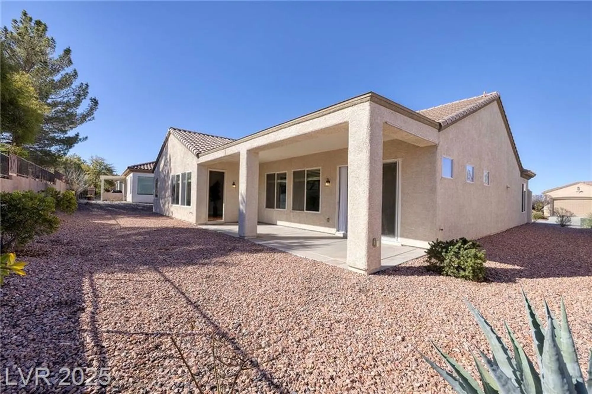 Property Slideshow image 35 of 53 | 2156 twin falls dr, Henderson, NV, 89044
