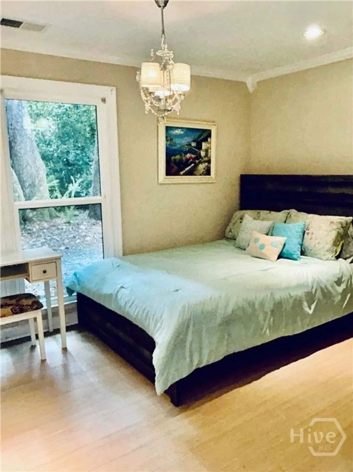 Property Slideshow image 31 of 38 | 4 tomochichi ln, Savannah, GA, 31411