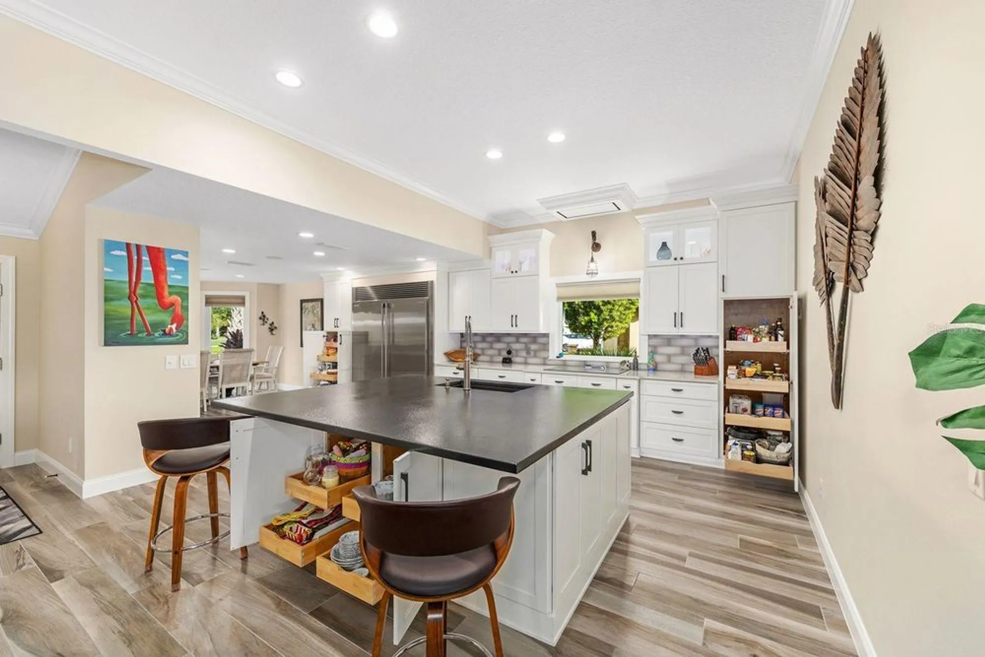 Property Slideshow image 8 of 38 | 917 ramos dr, The Villages, FL, 32159