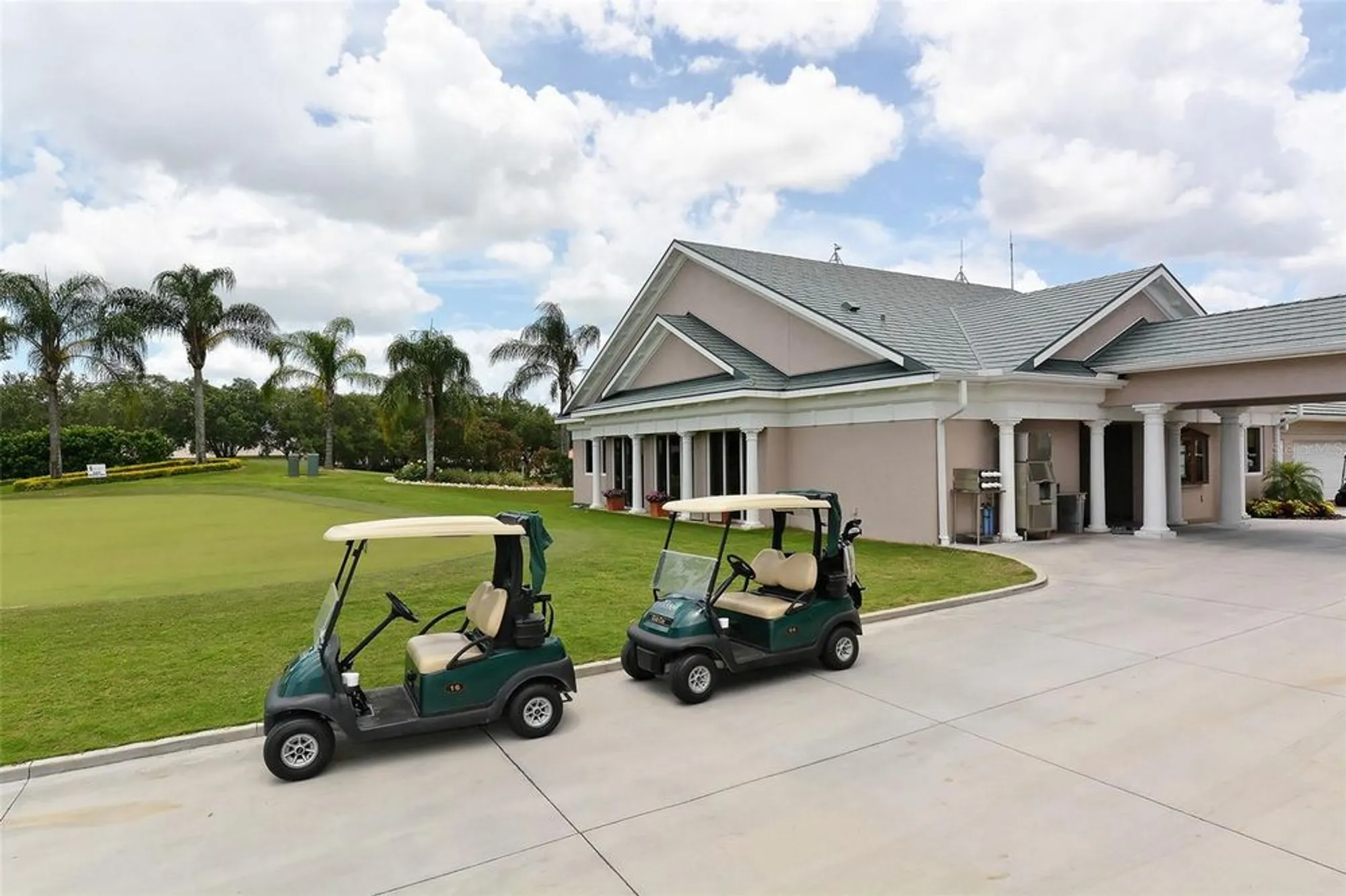Property Slideshow image 43 of 61 | 6611 stone river rd 103, Bradenton, FL, 34203