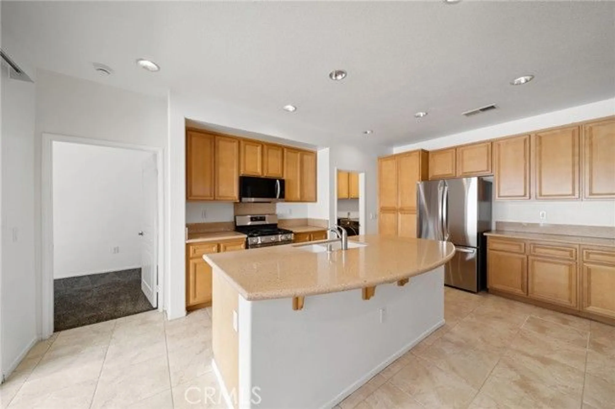 Property Slideshow image 9 of 29 | 1568 four seasons cir, Beaumont, CA, 92223