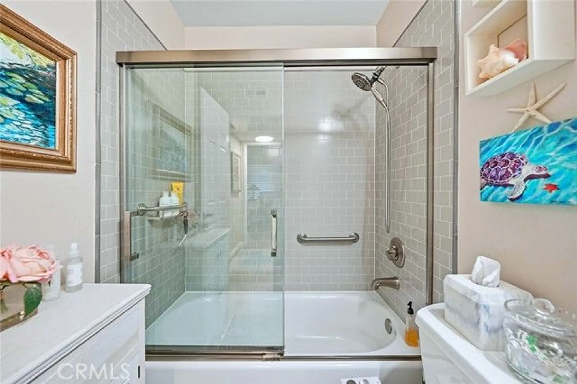Property Slideshow image 23 of 40 | 18272 parkview ln 101, Huntington Beach, CA, 92648