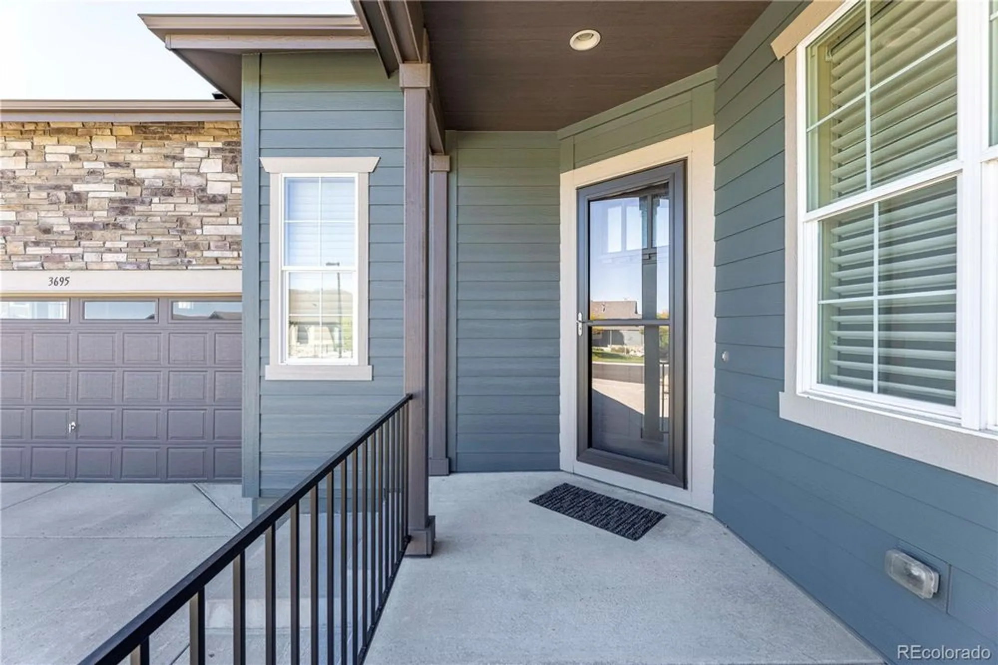 Property Slideshow image 5 of 40 | 3695 new haven cir, Castle Rock, CO, 80109