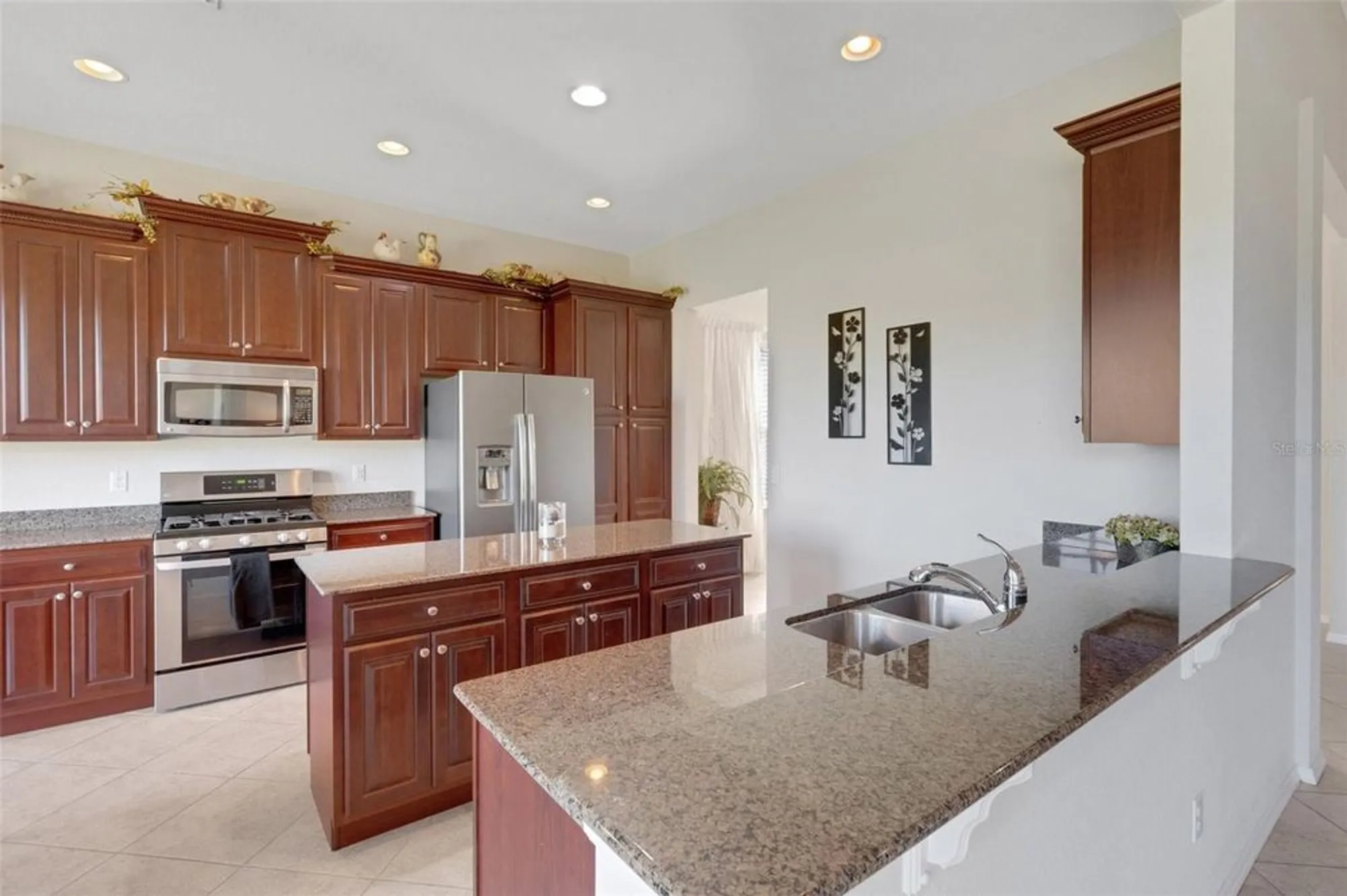 Property Slideshow image 16 of 86 | 280 del sol ave, Davenport, FL, 33837