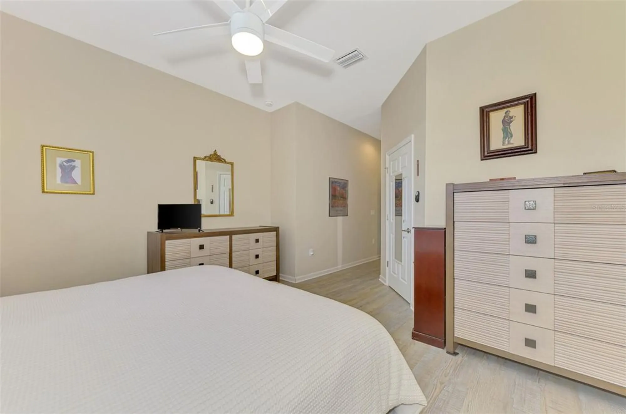 Property Slideshow image 33 of 89 | 4751 club dr, Port Charlotte, FL, 33953