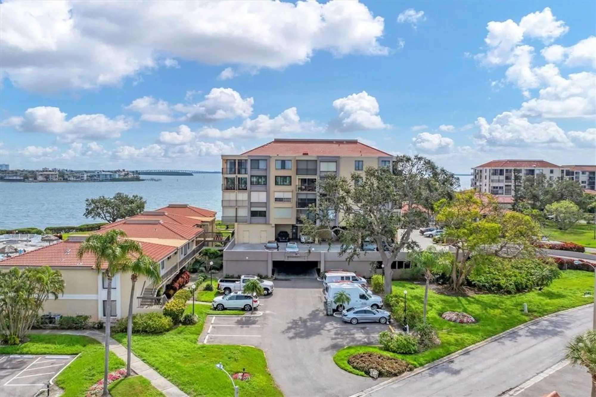 Property Slideshow image 27 of 31 | 6158 palma del mar blvd s apt 504, St Petersburg, FL, 33715