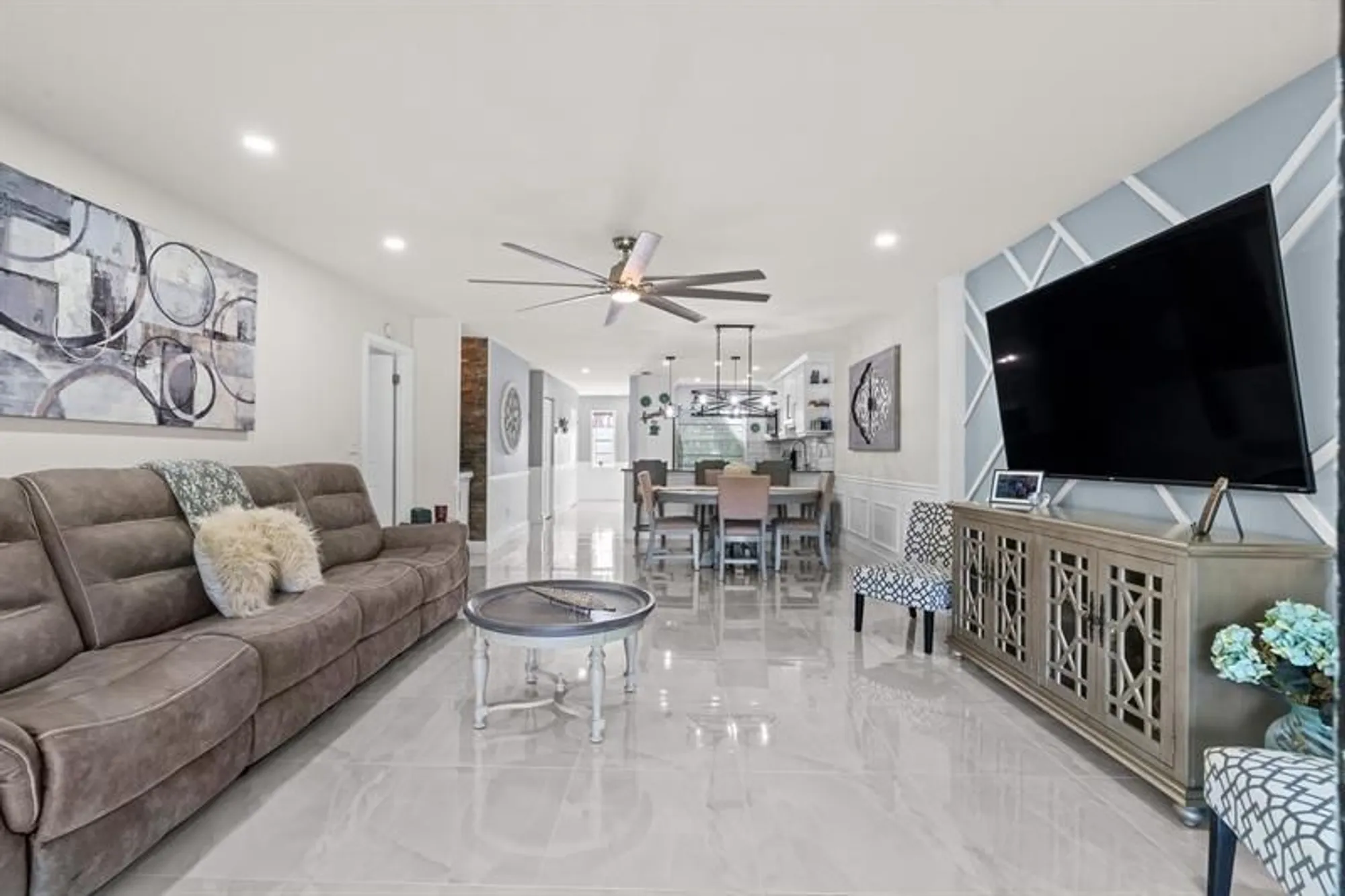 Property Slideshow image 3 of 42 | 21215 lago cir f, Boca Raton, FL, 33433