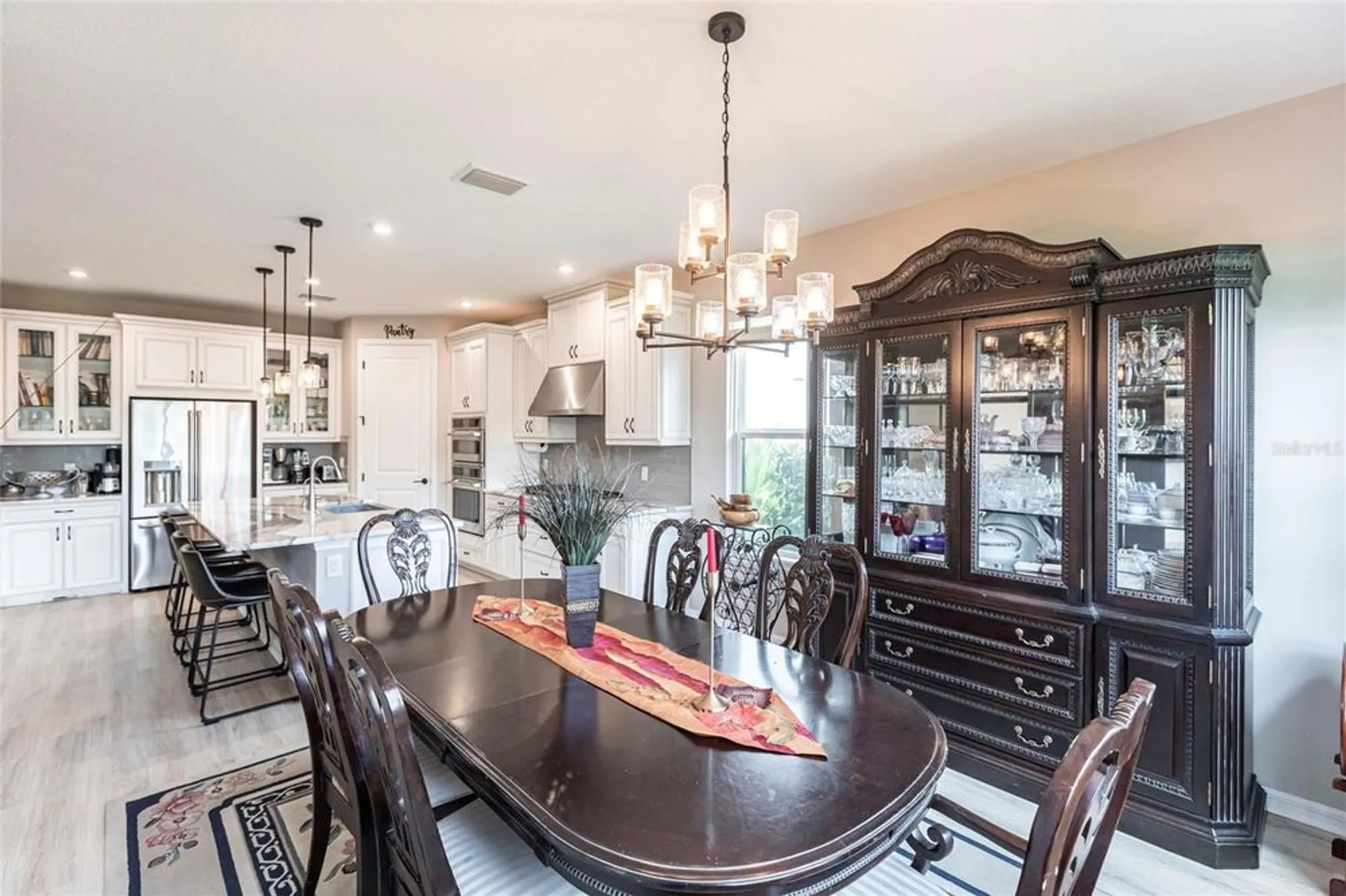 Property Slideshow image 11 of 37 | 16524 paynes mill dr, Bradenton, FL, 34211