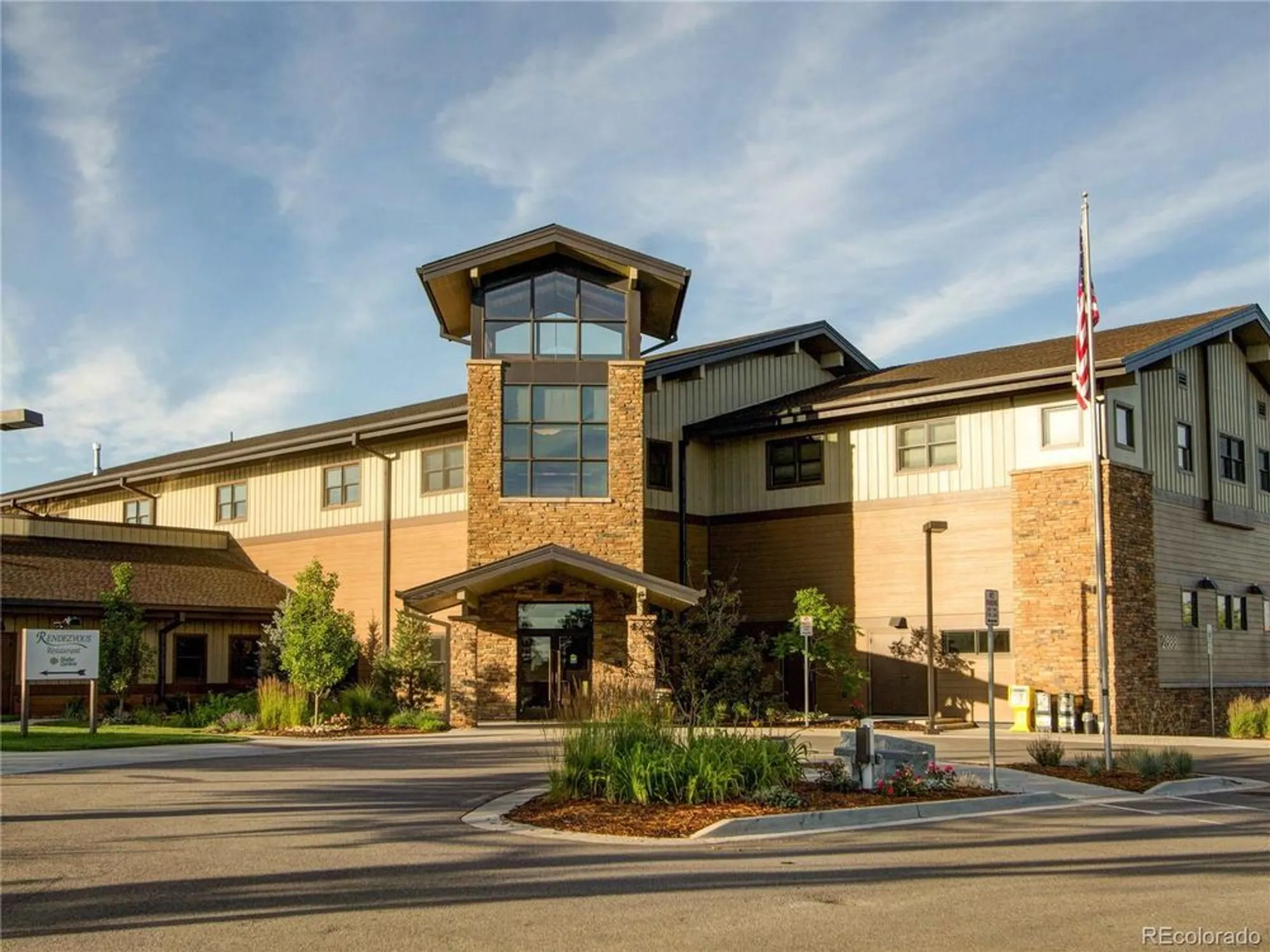 Property Slideshow image 10 of 16 | 3164 s wheeling way 308, Aurora, CO, 80014