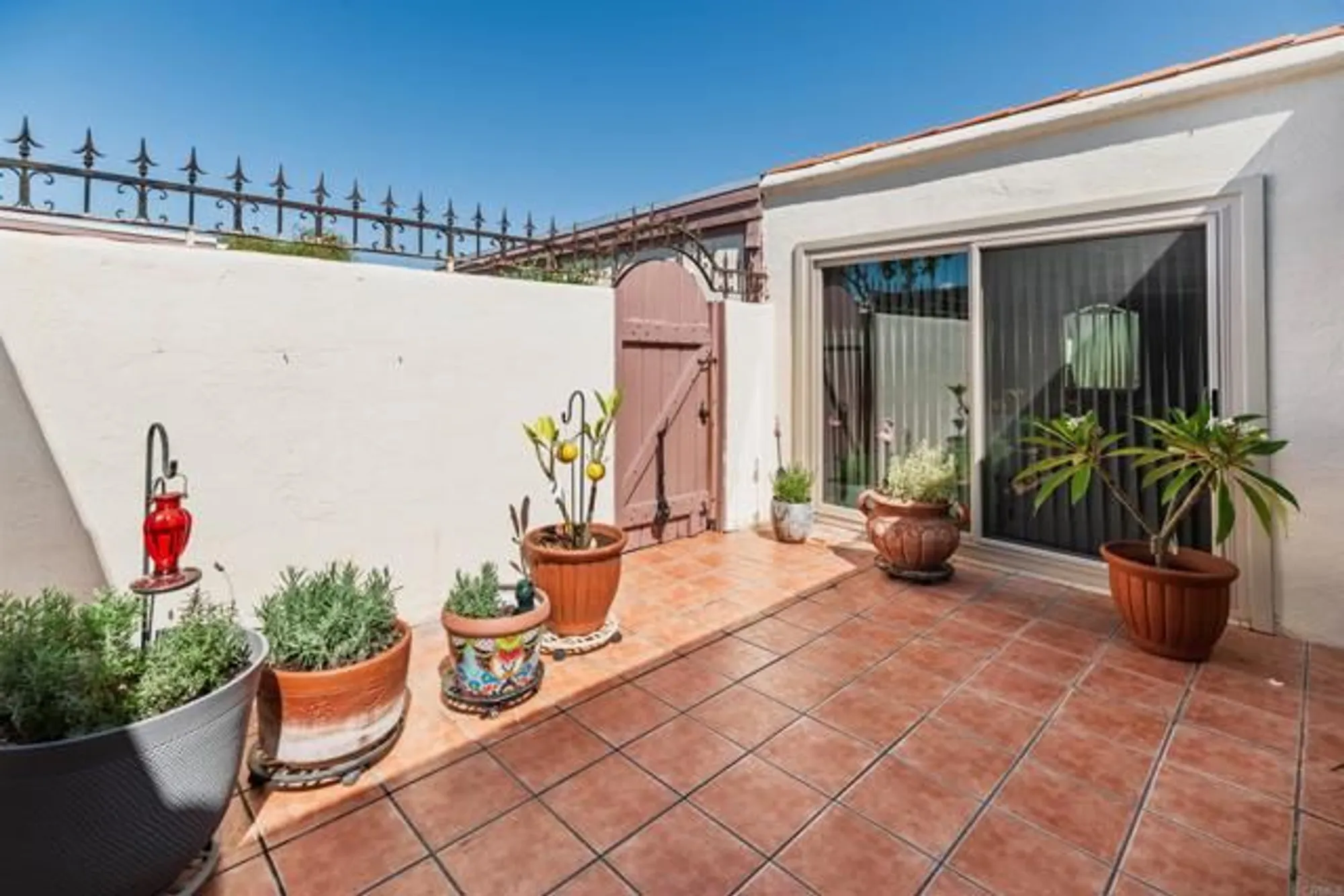 Property Slideshow image 13 of 33 | 3621 vista campana 64, Oceanside, CA, 92057