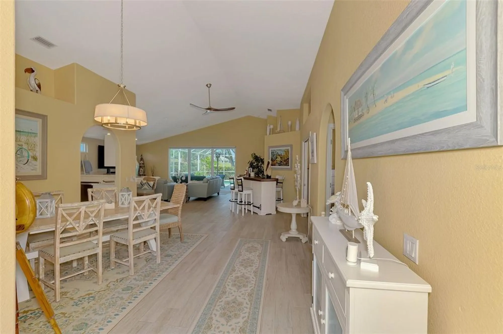 Property Slideshow image 5 of 55 | 320 bermuda ct 10, Venice, FL, 34293