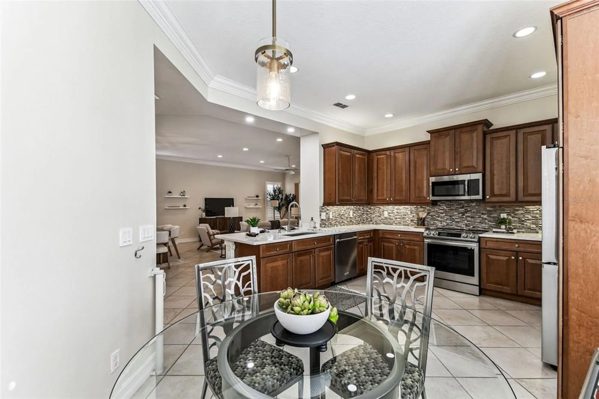 Property Slideshow image 10 of 48 | 5103 shady stone pl, Wimauma, FL, 33598