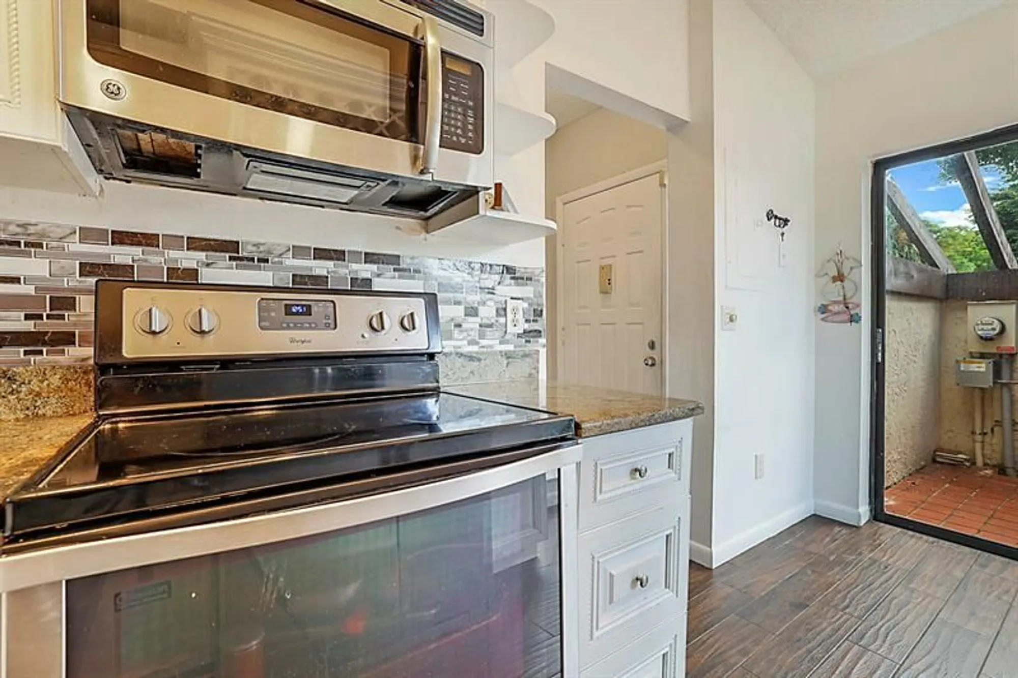 Property Slideshow image 15 of 27 | 7551 caesar st a, Lake Worth, FL, 33467