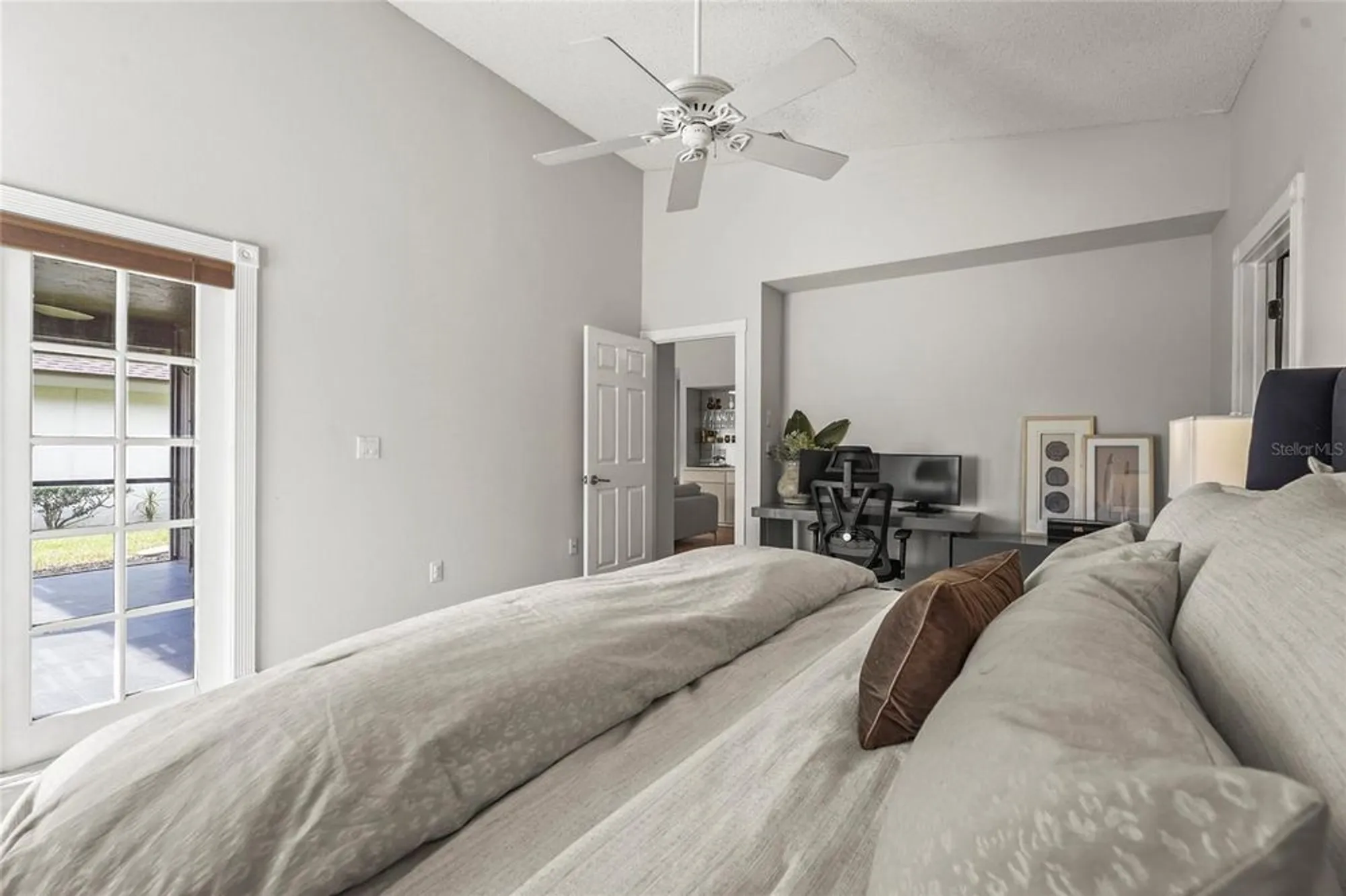 Property Slideshow image 27 of 51 | 7845 pine trace dr, Sarasota, FL, 34243