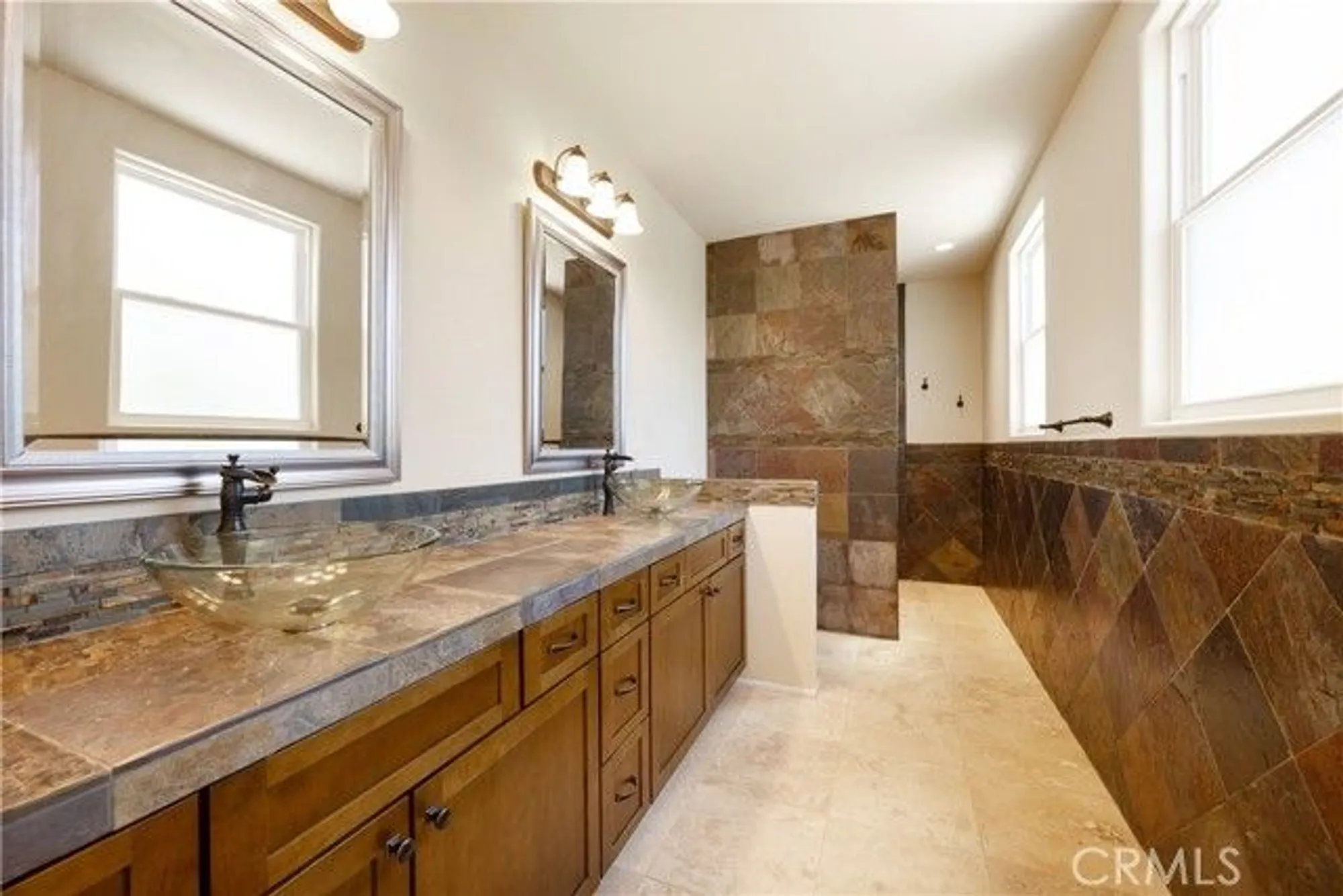 Property Slideshow image 62 of 72 | 317 sunrise ter 111, Arroyo Grande, CA, 93420