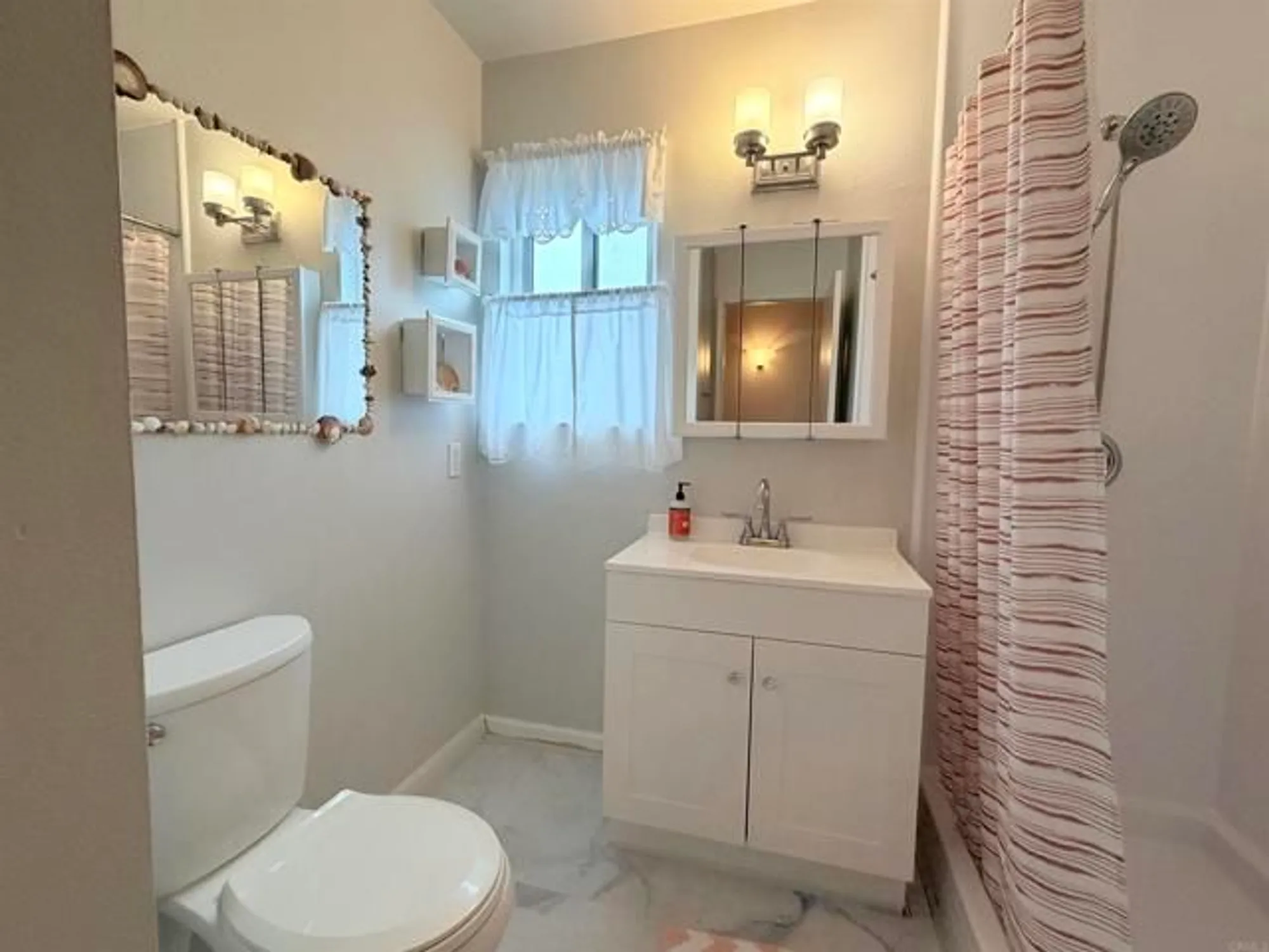 Property Slideshow image 13 of 15 | 3599 pear blossom dr, Oceanside, CA, 92057