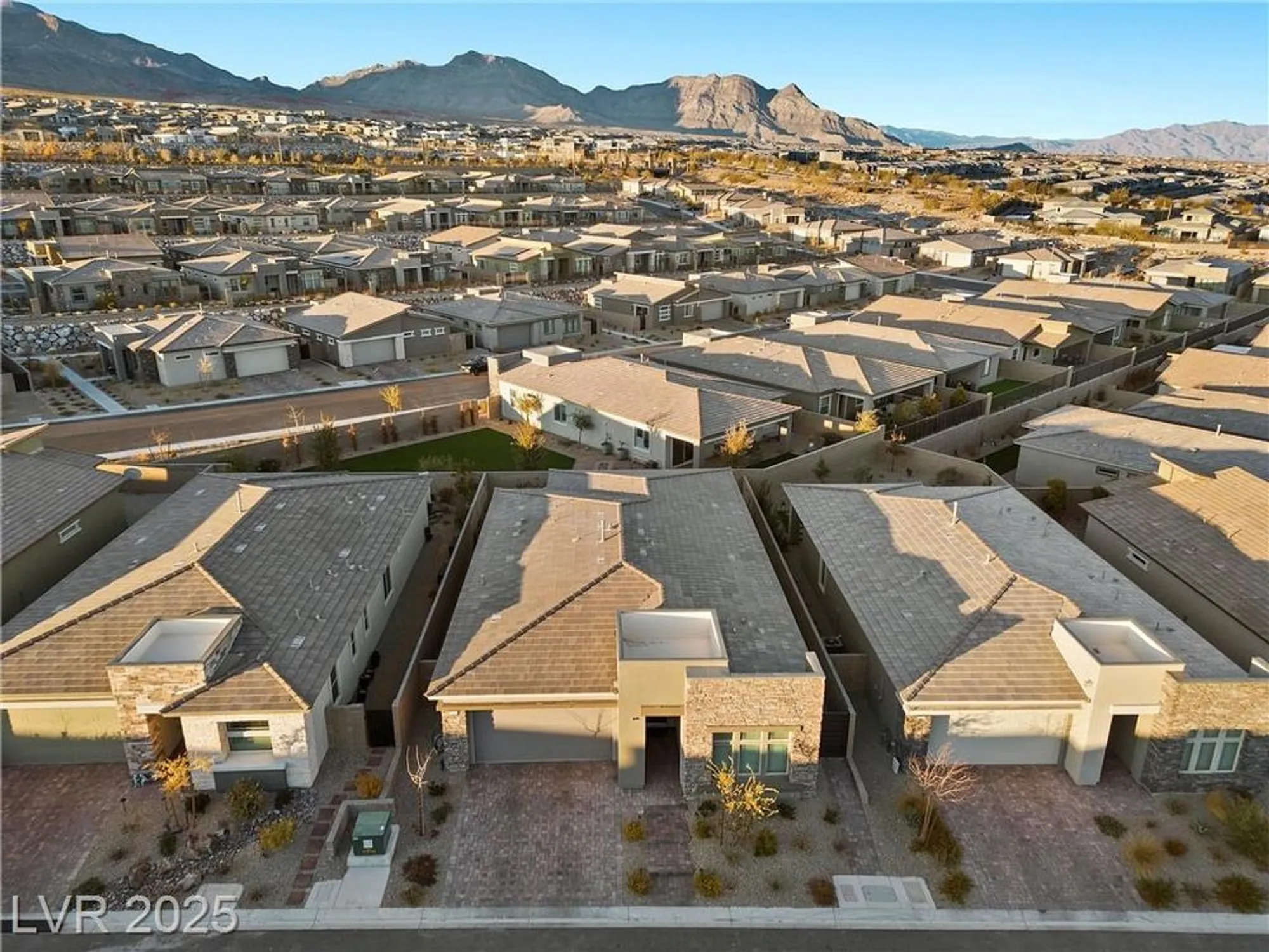 Property Slideshow image 46 of 55 | 12476 heritage bend dr, Las Vegas, NV, 89138