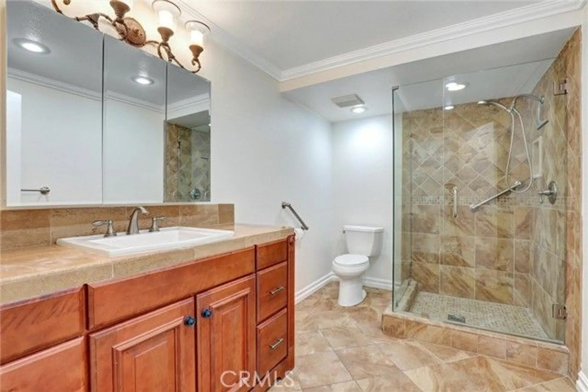 Property Slideshow image 11 of 40 | 2022 via mariposa e d, Laguna Woods, CA, 92637