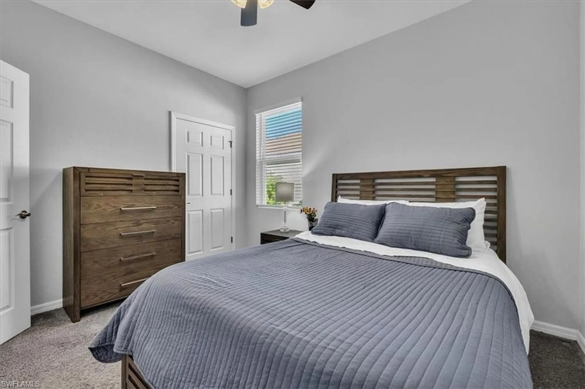 Property Slideshow image 24 of 49 | 2155 summersweet dr, Alva, FL, 33920