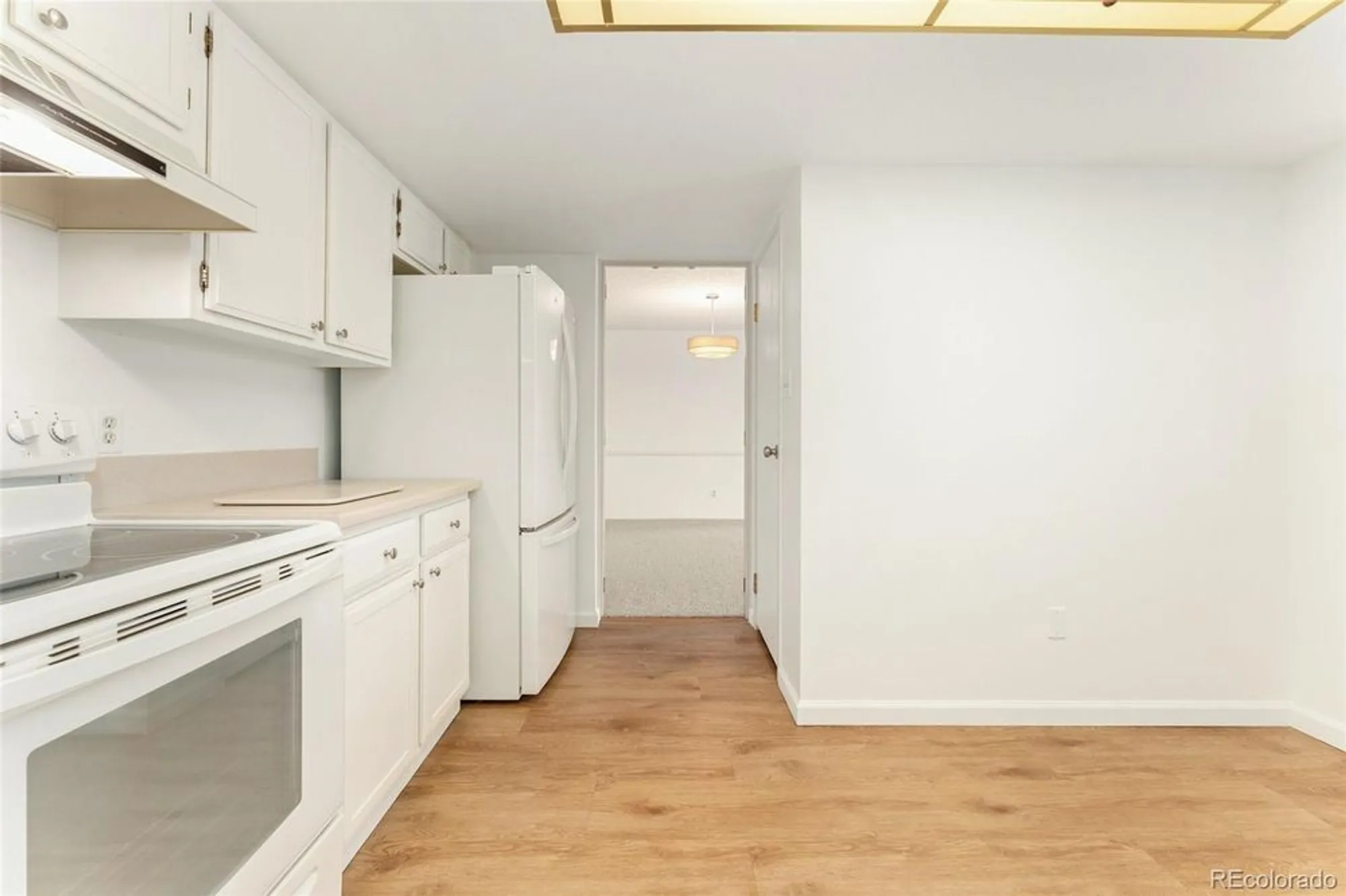 Property Slideshow image 15 of 43 | 13890 e marina dr 606, Aurora, CO, 80014