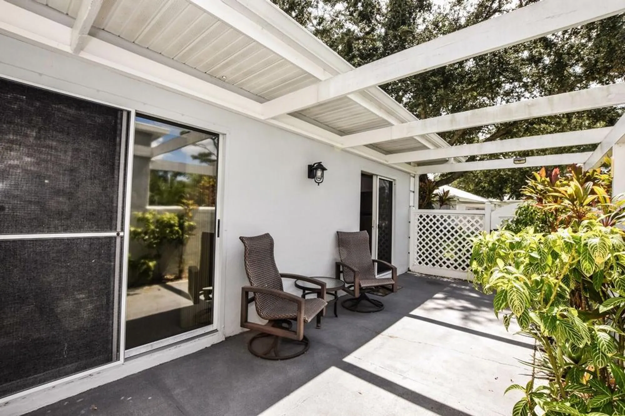 Property Slideshow image 30 of 63 | 208 cerromar way 26, Venice, FL, 34293