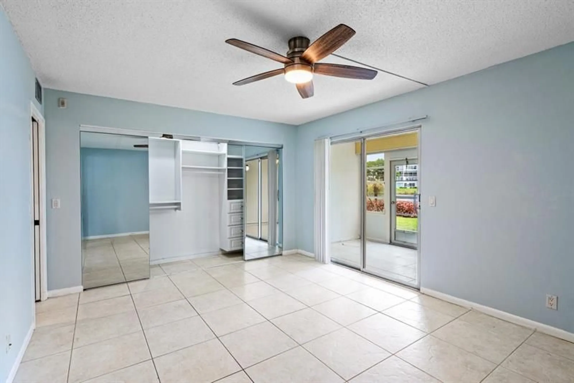 Property Slideshow image 10 of 62 | 1084 harwood f # 1084, Deerfield Beach, FL, 33442