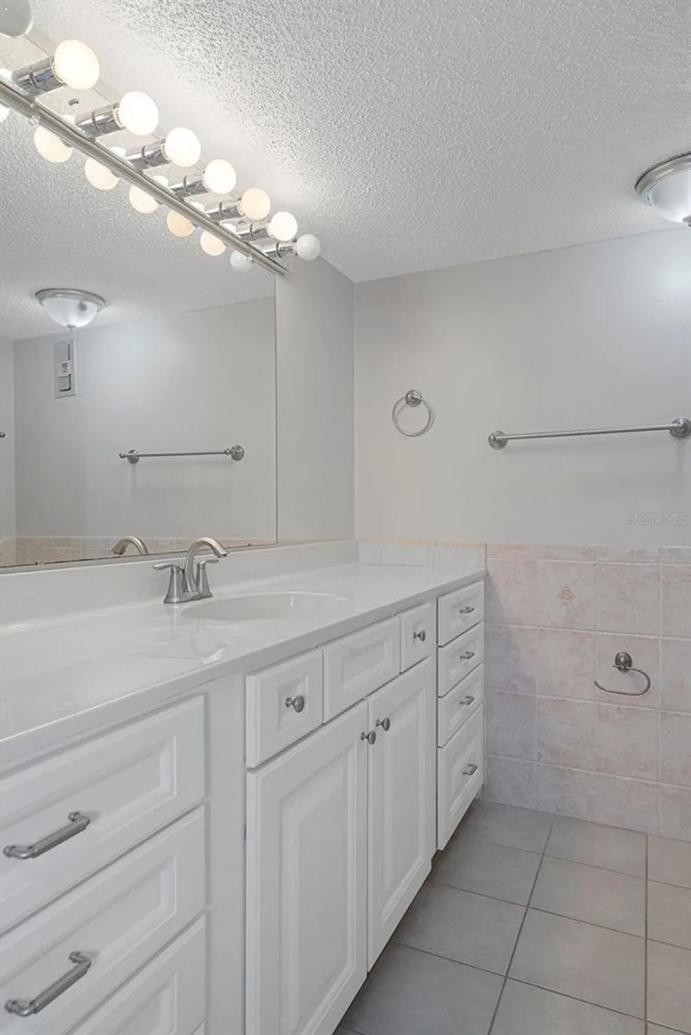 Property Slideshow image 42 of 49 | 5980 shore blvd 312, Gulfport, FL, 33707