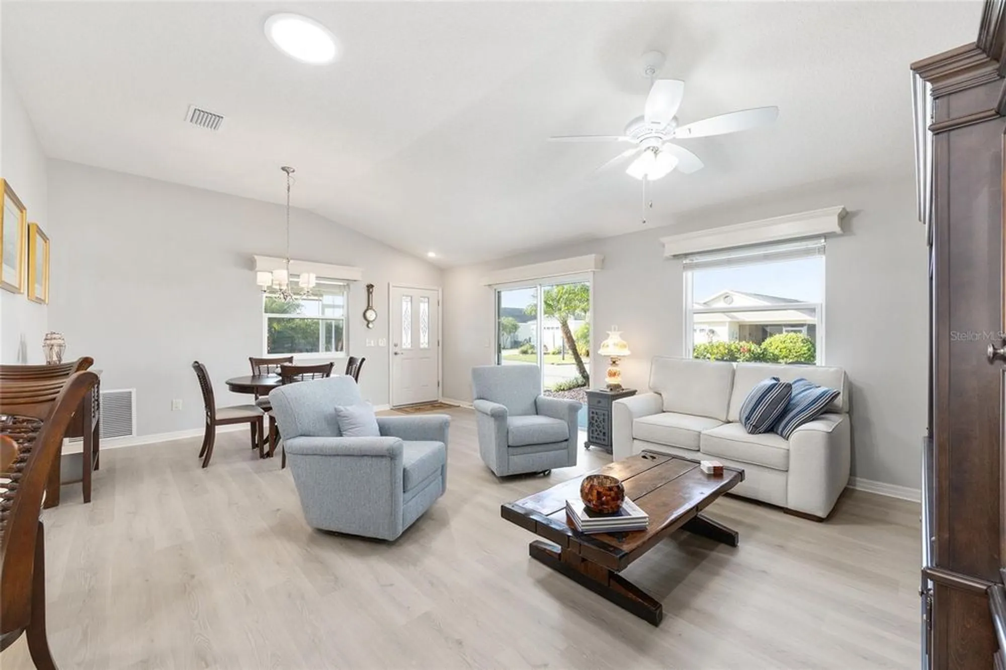 Property Slideshow image 13 of 56 | 3023 gallinule ct, The Villages, FL, 32163