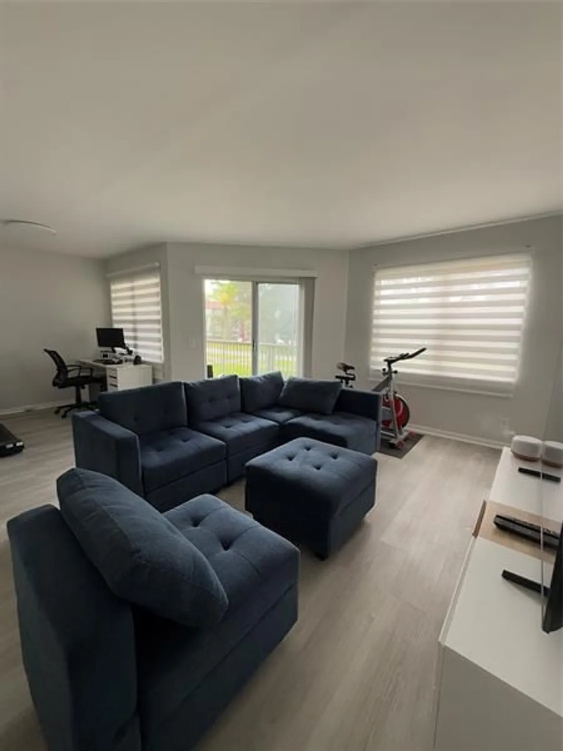 Property Slideshow image 14 of 34 | 12850 sw 4th ct 203i, Pembroke Pines, FL, 33027