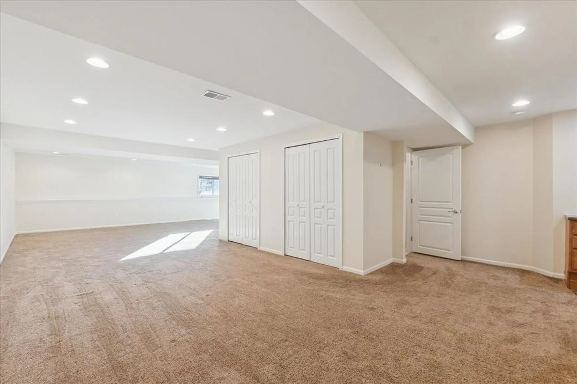 Property Slideshow image 33 of 67 | 9525 pine valley dr, Grand Blanc, MI, 48439