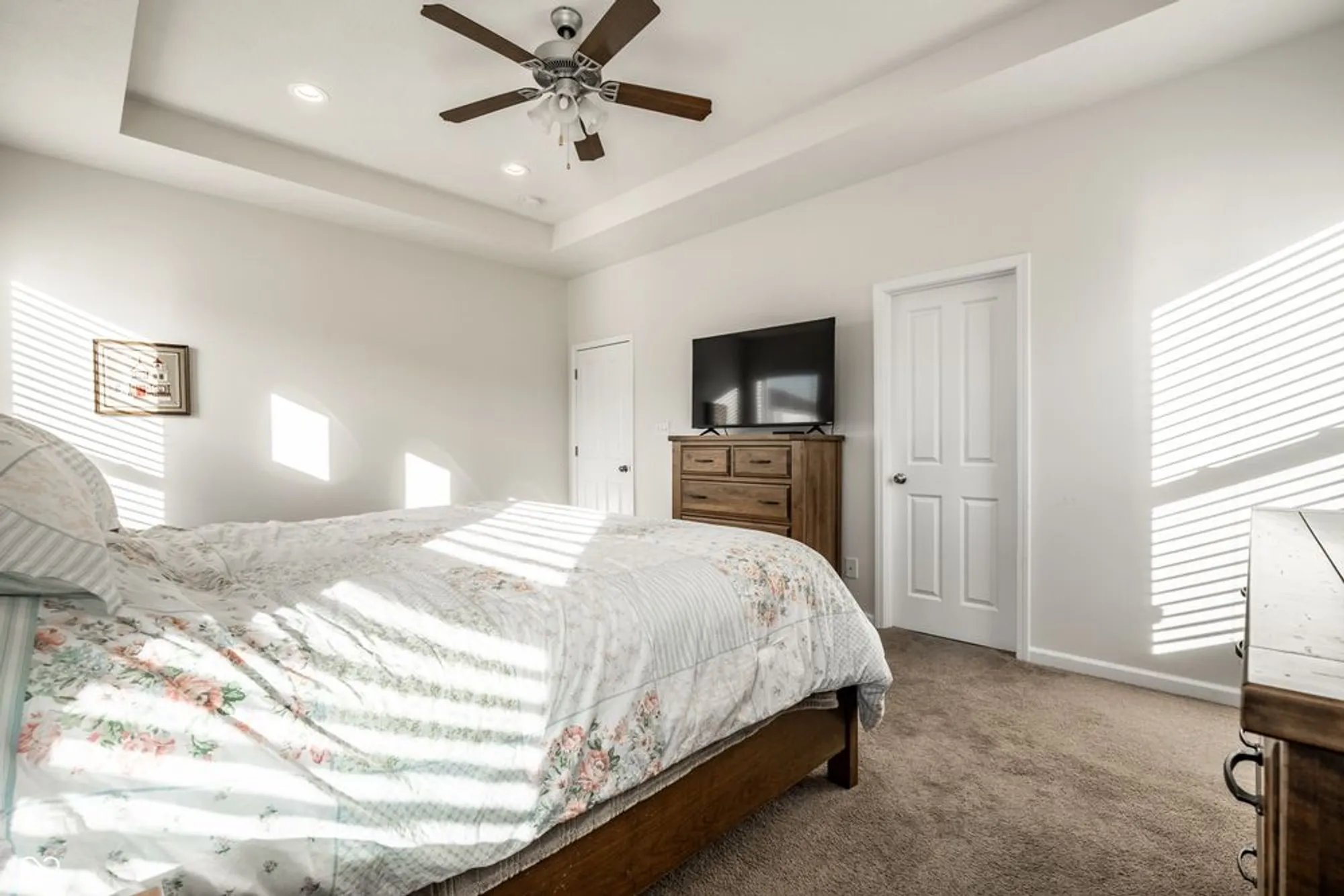 Property Slideshow image 19 of 33 | 11655 flynn pl, Noblesville, IN, 46060