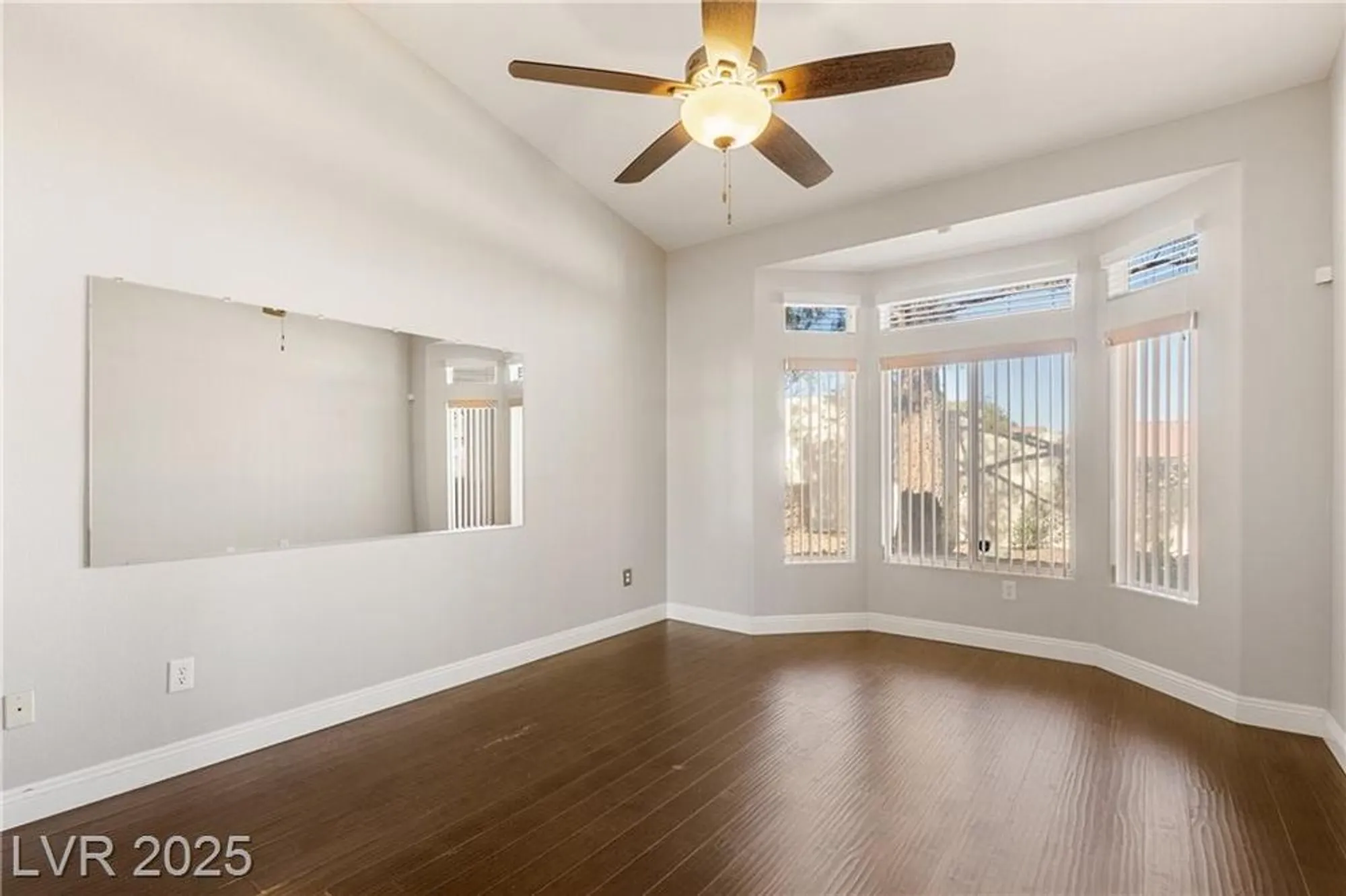Property Slideshow image 18 of 27 | 10416 frostburg ln, Las Vegas, NV, 89134