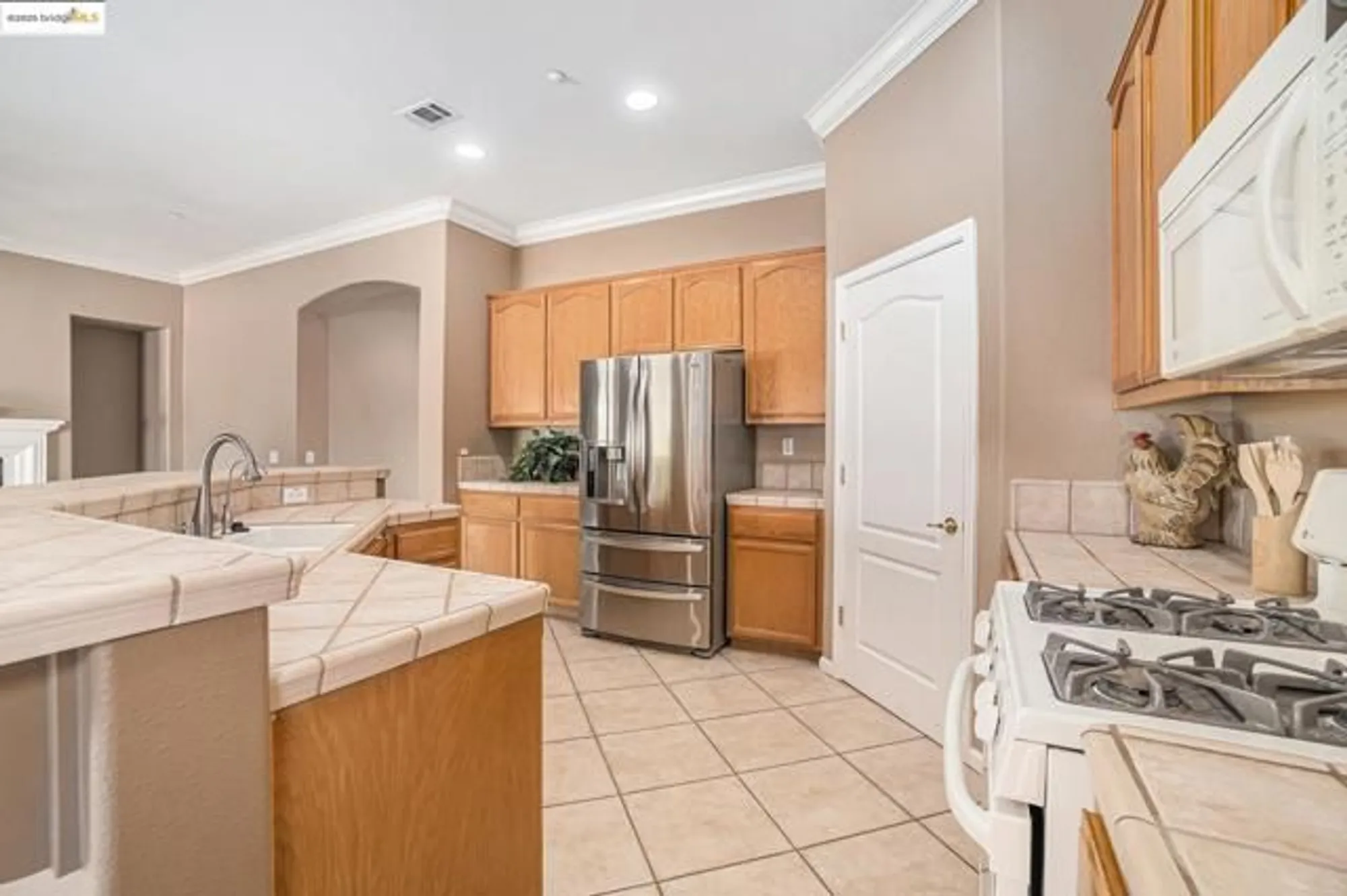 Property Slideshow image 6 of 35 | 599 pomona dr, Brentwood, CA, 94513