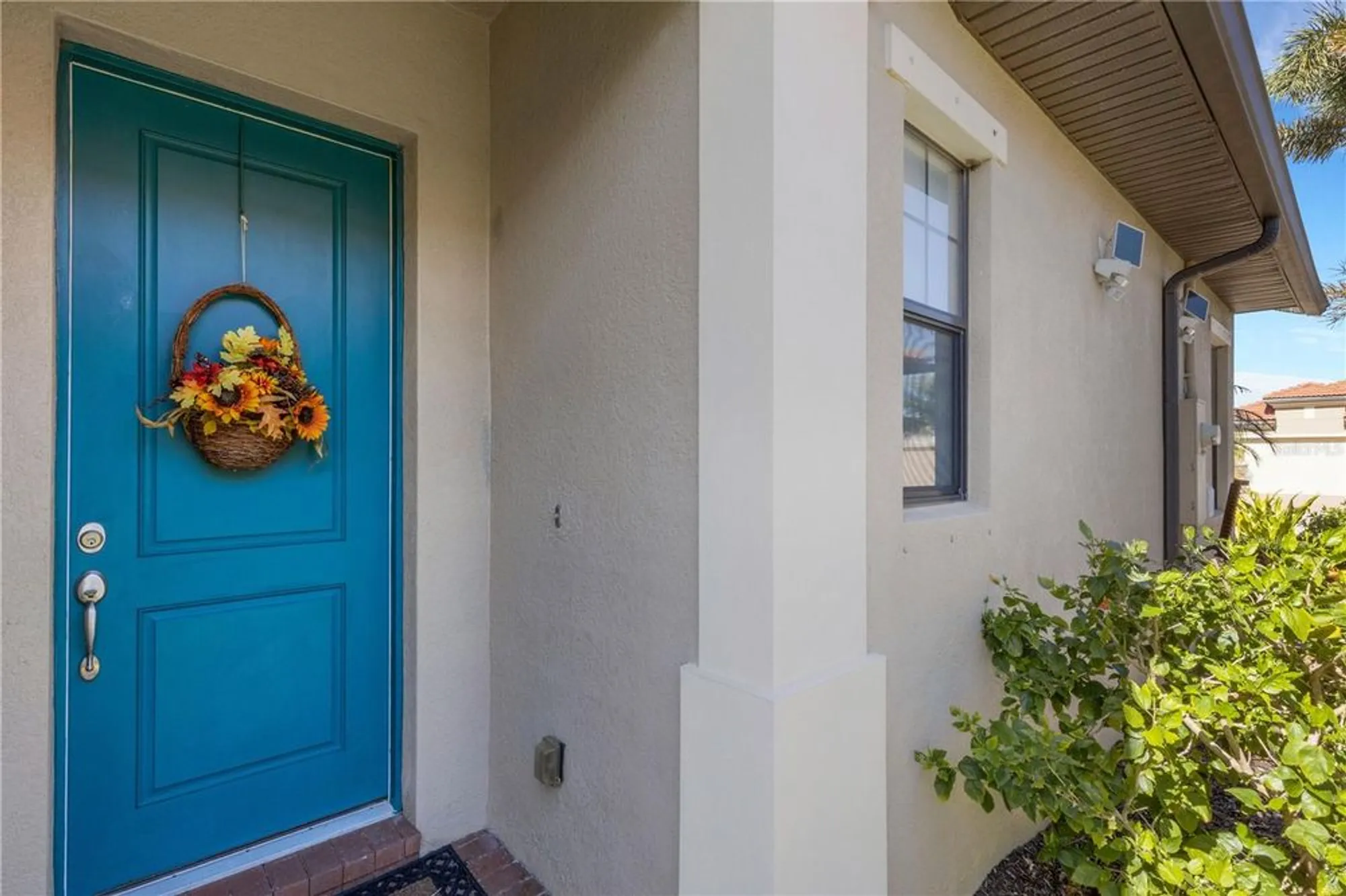 Property Slideshow image 7 of 69 | 10417 crooked creek dr, Venice, FL, 34293