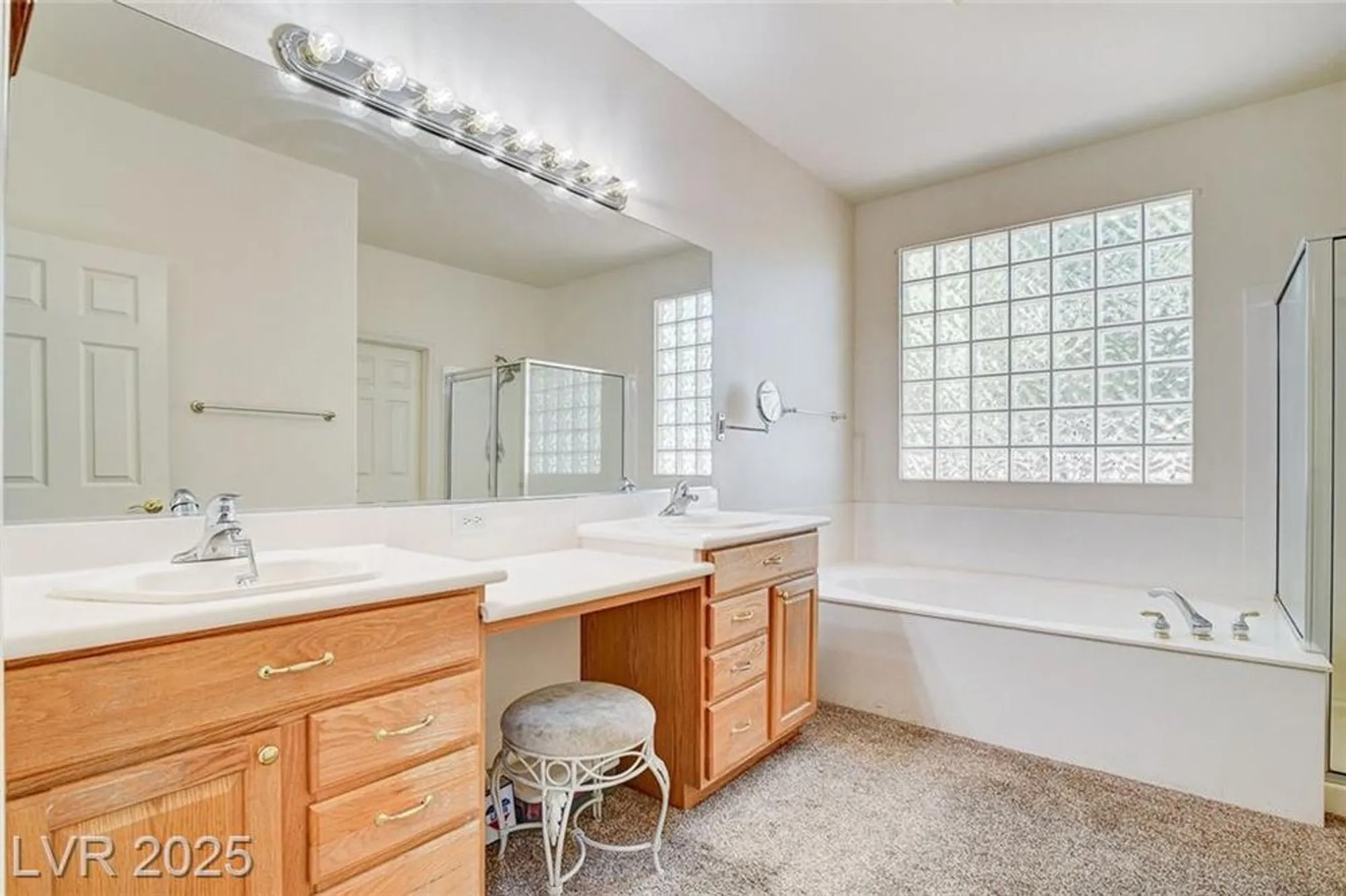 Property Slideshow image 25 of 48 | 10584 abisso dr, Las Vegas, NV, 89135