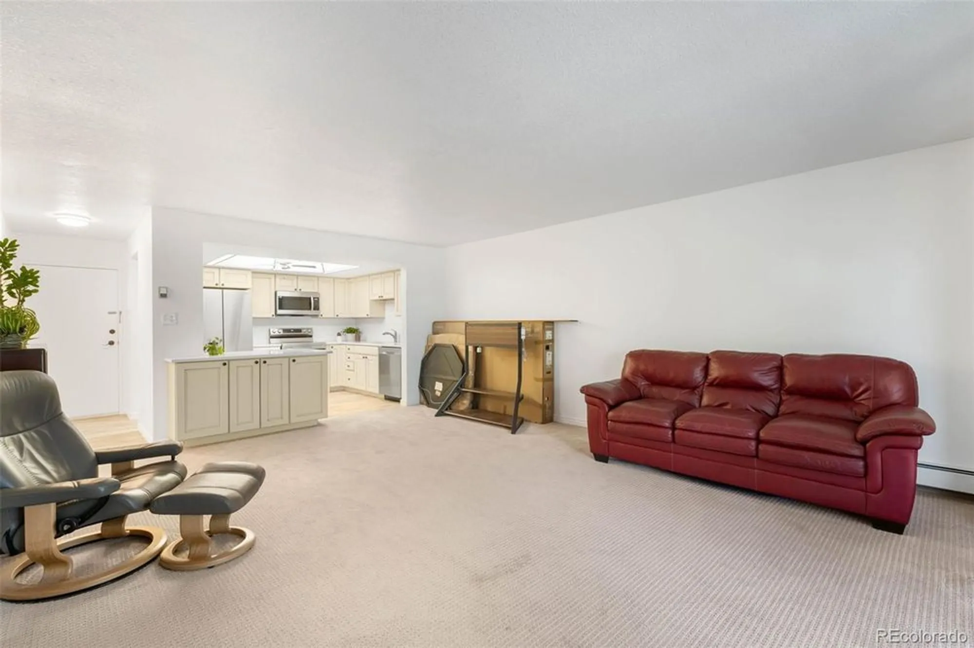Property Slideshow image 9 of 35 | 14300 e marina dr apt 306, Aurora, CO, 80014